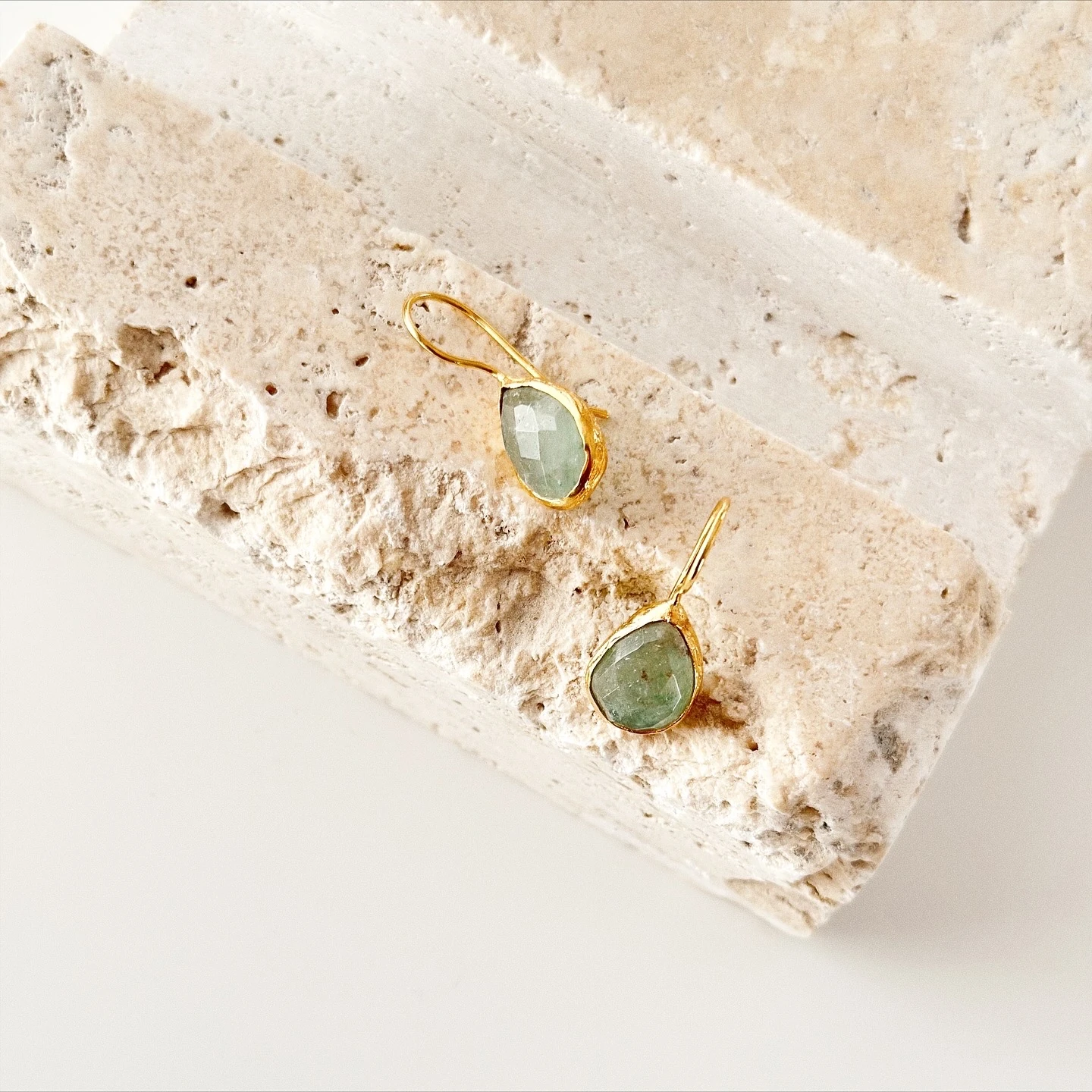 Gaia Akvamarin Doğal Taş küpe