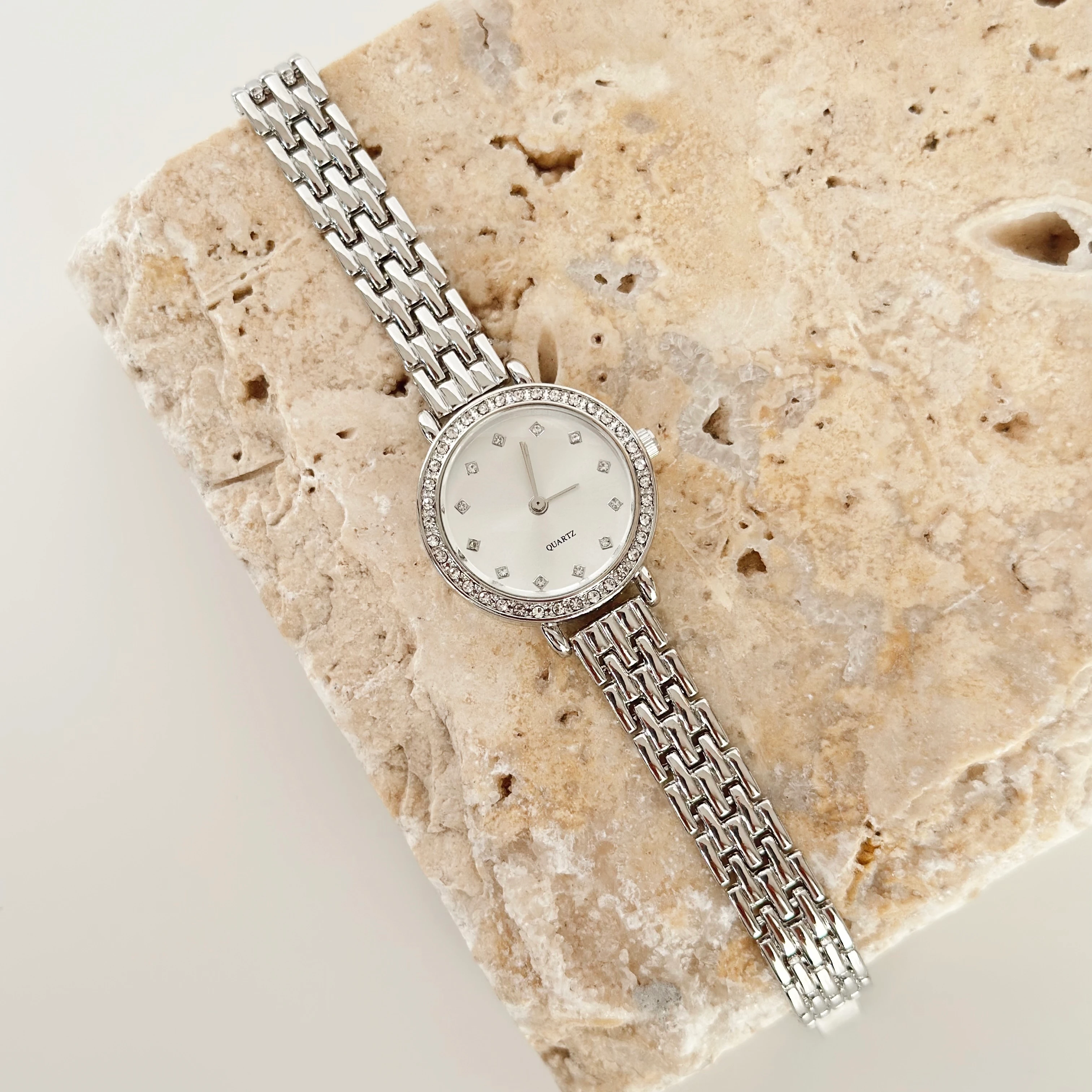 Petite Gümüş Saat Beyaz