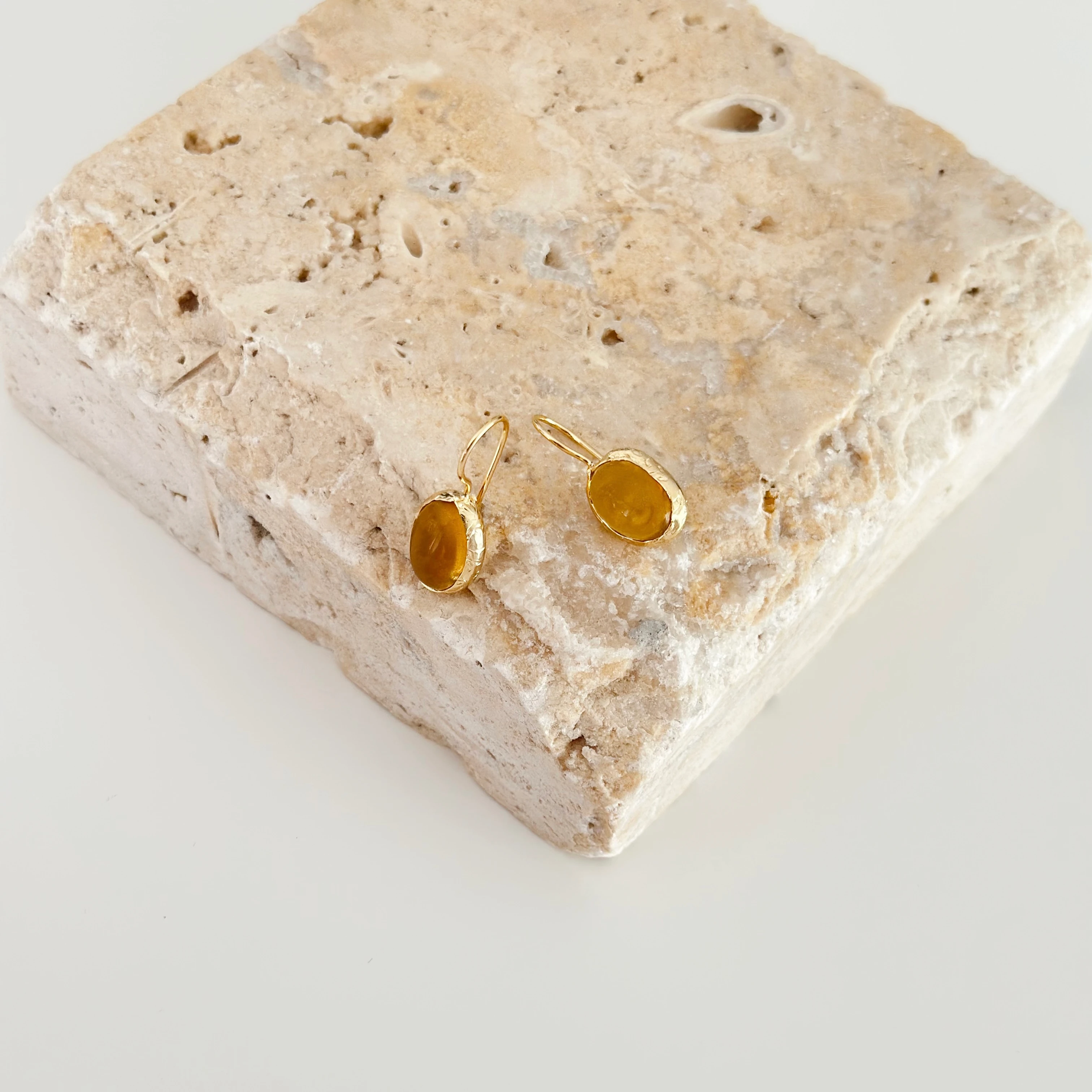 Bal Sarısı Doğal Taş Küpe