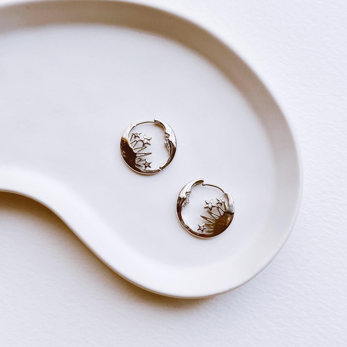 Crescent Rodyum çelik küpe