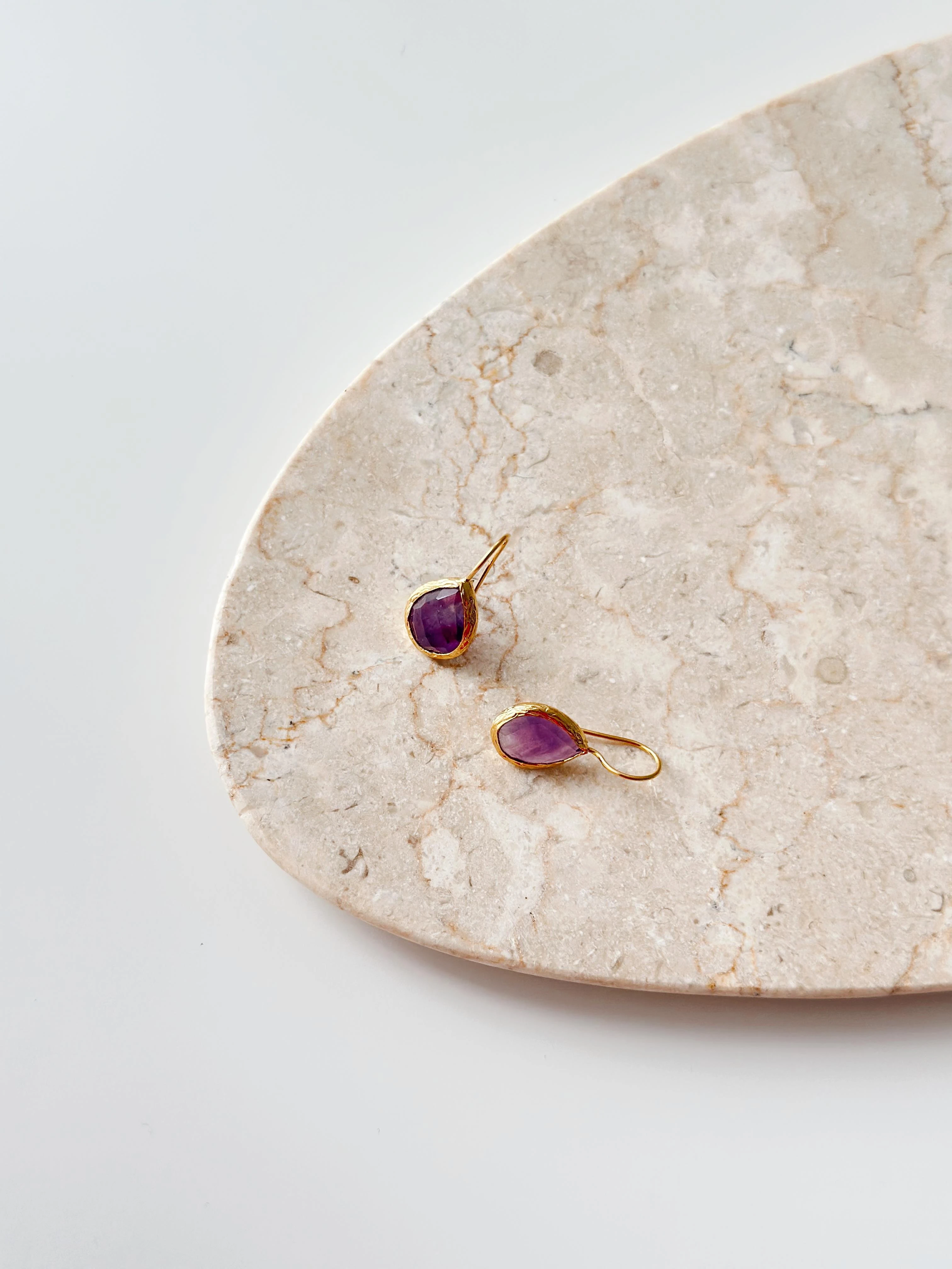 Collegato Doğal taş küpe