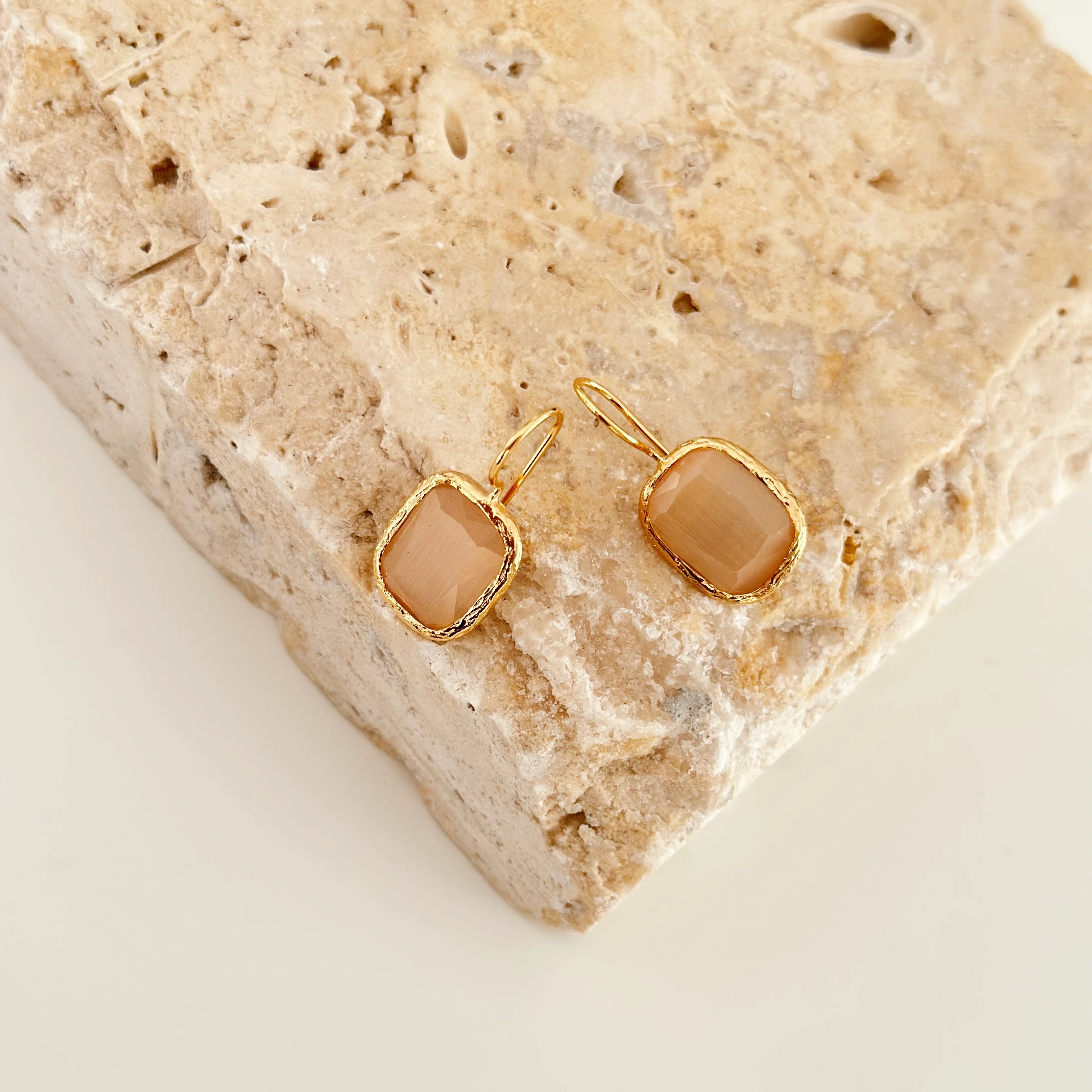 Kalsedon Drop Küpe Kahve