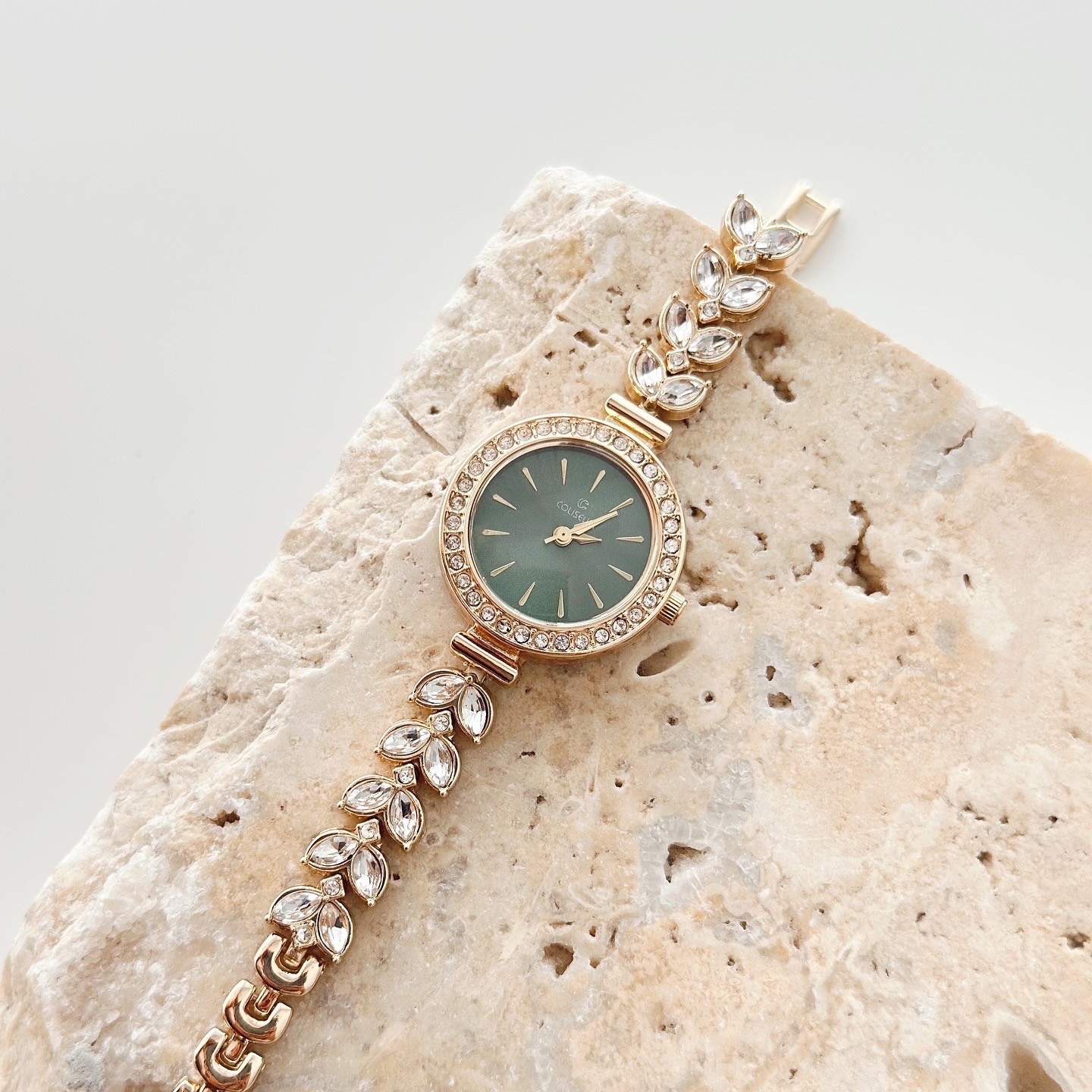 Aurevo Watch
