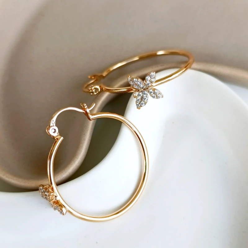 Borboleta gold çelik küpe