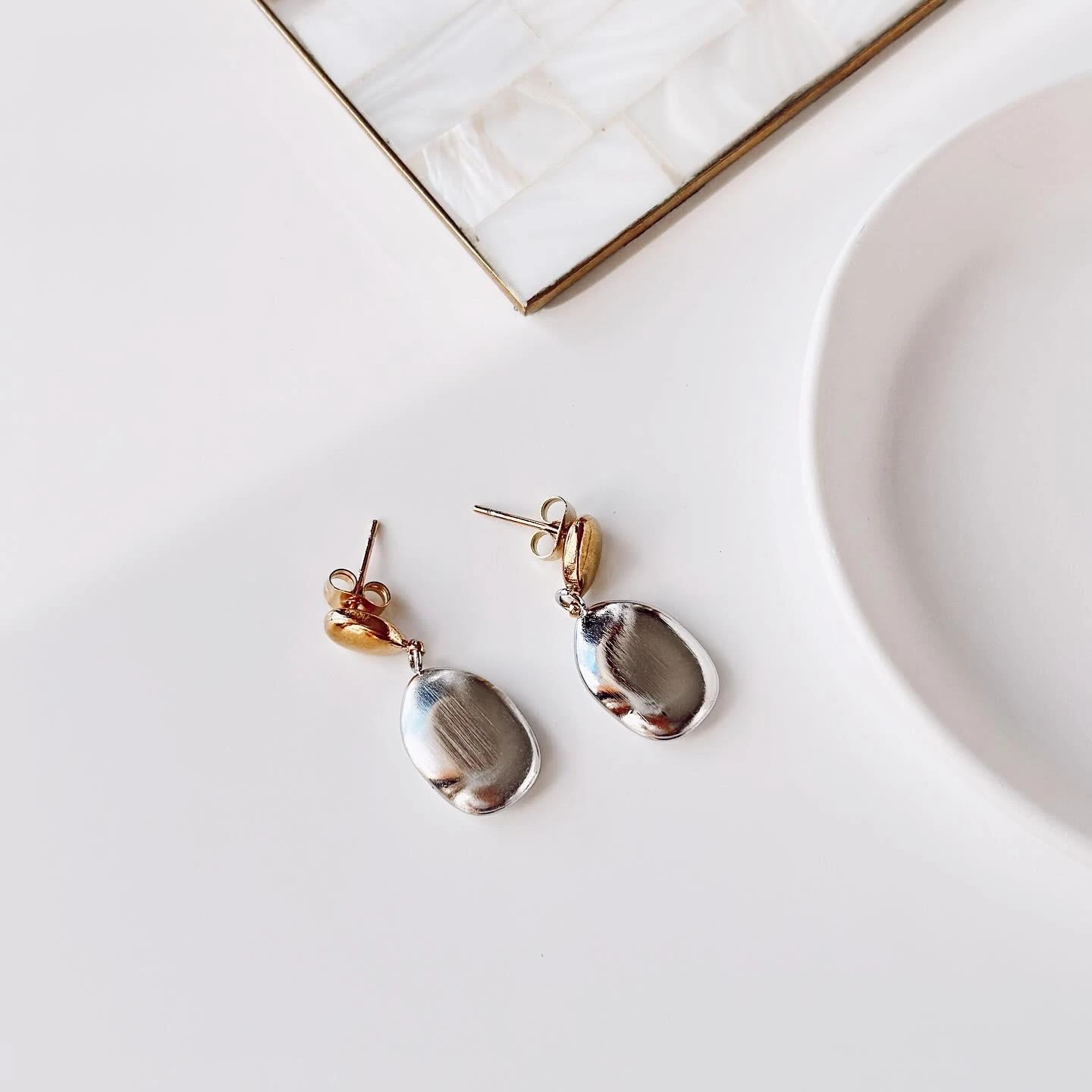 Gray drop çelik küpe