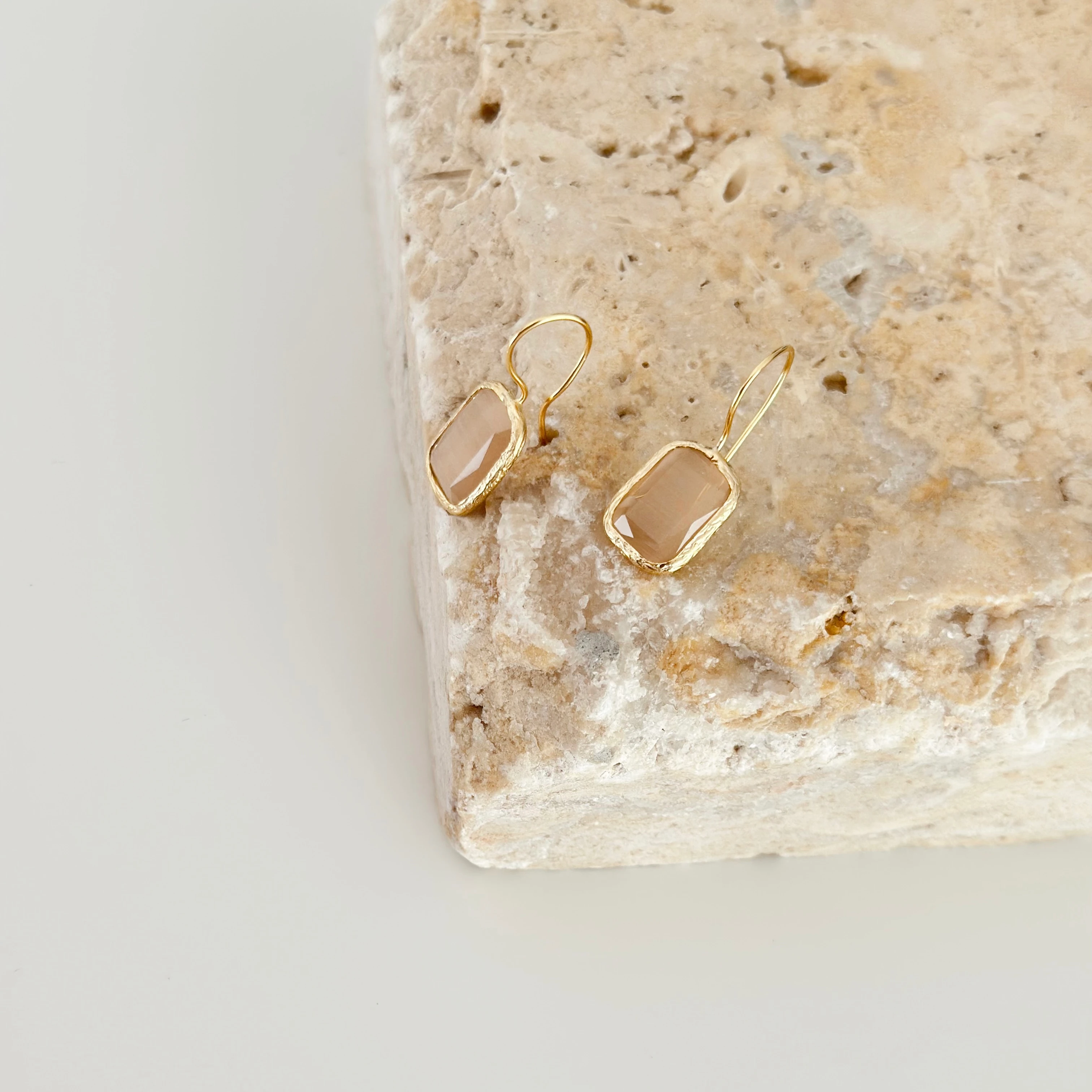 Kalsedon Drop Küpe A.Kahve