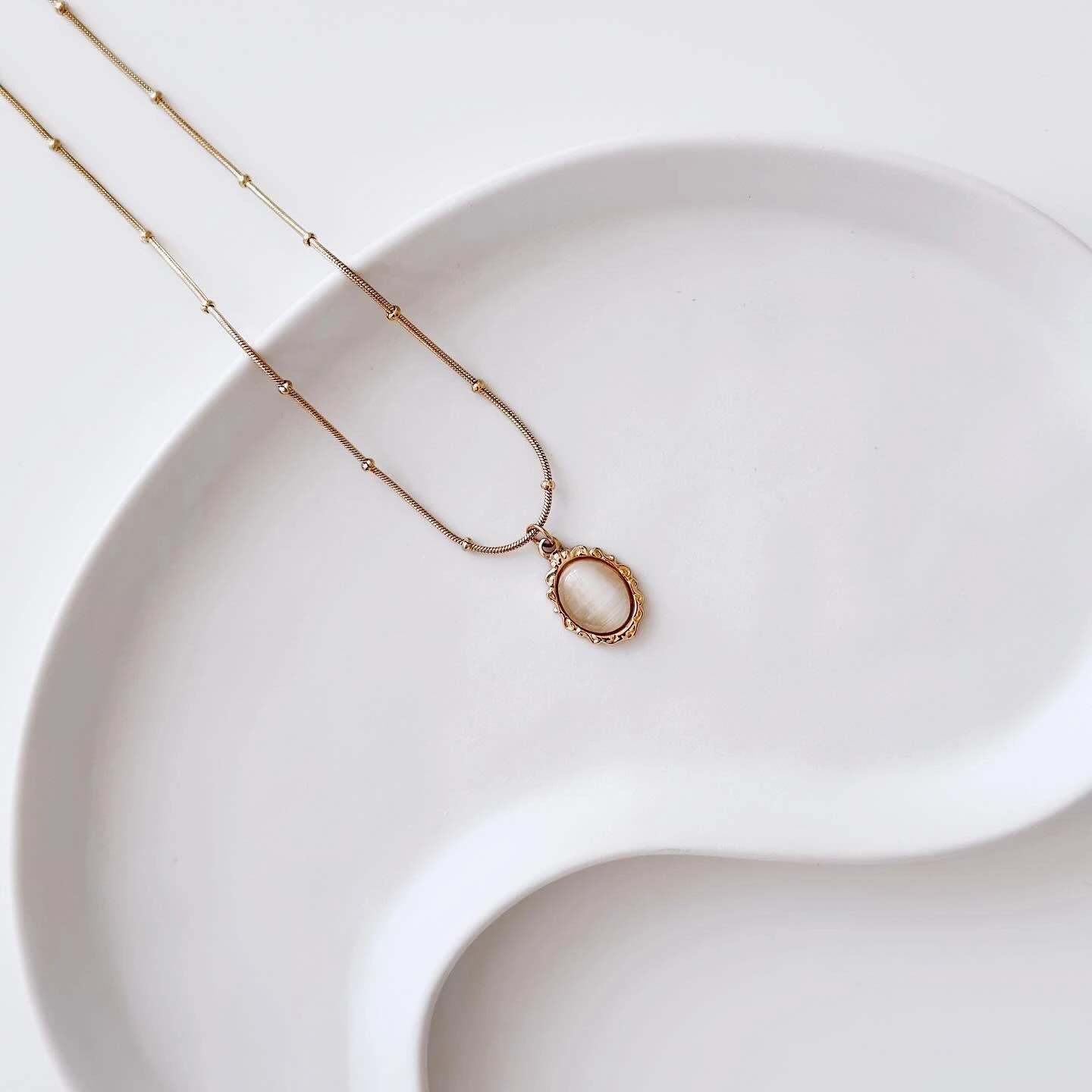 Espelette Çelik Kolye