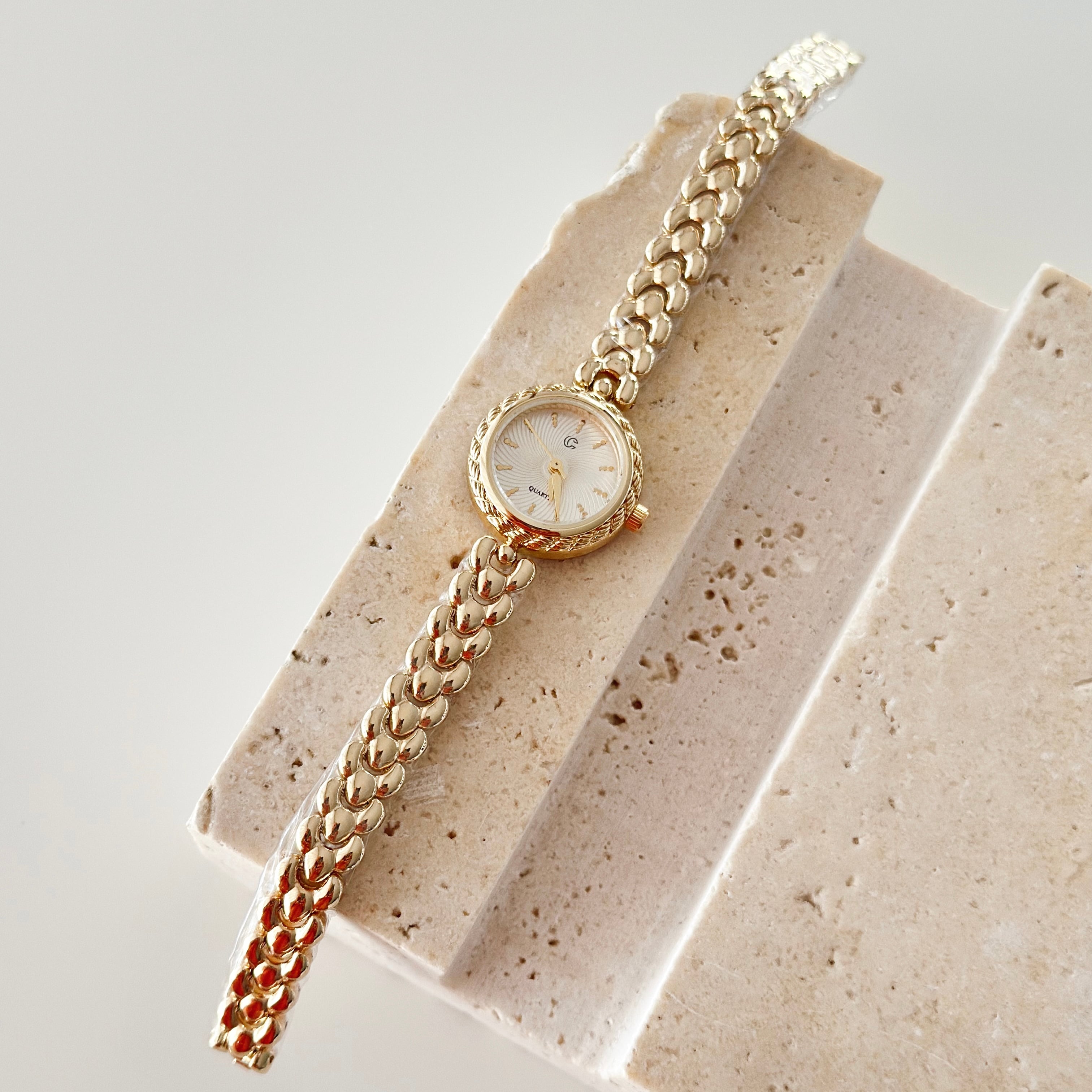 Lencio Watch