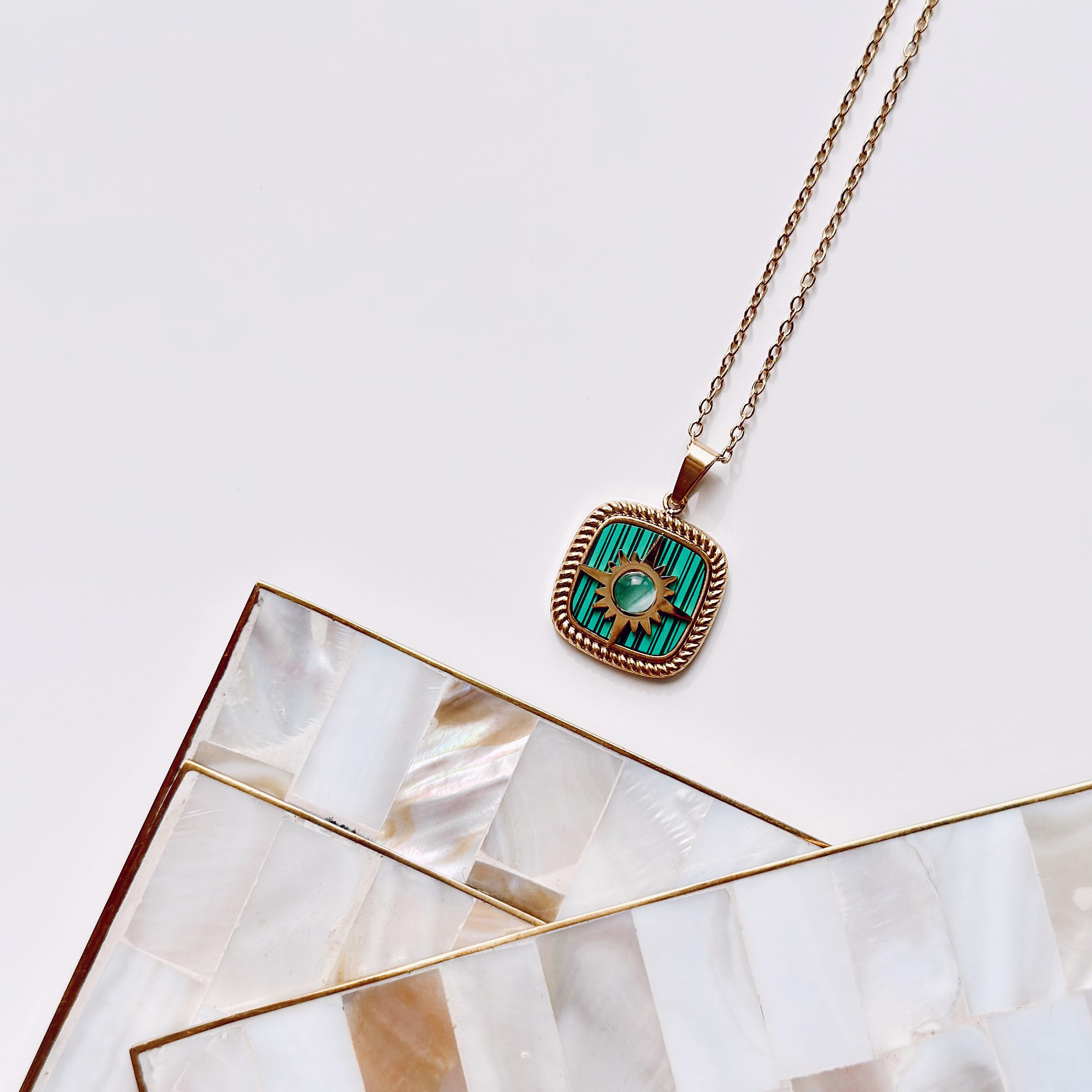 Estrella Çelik Kolye