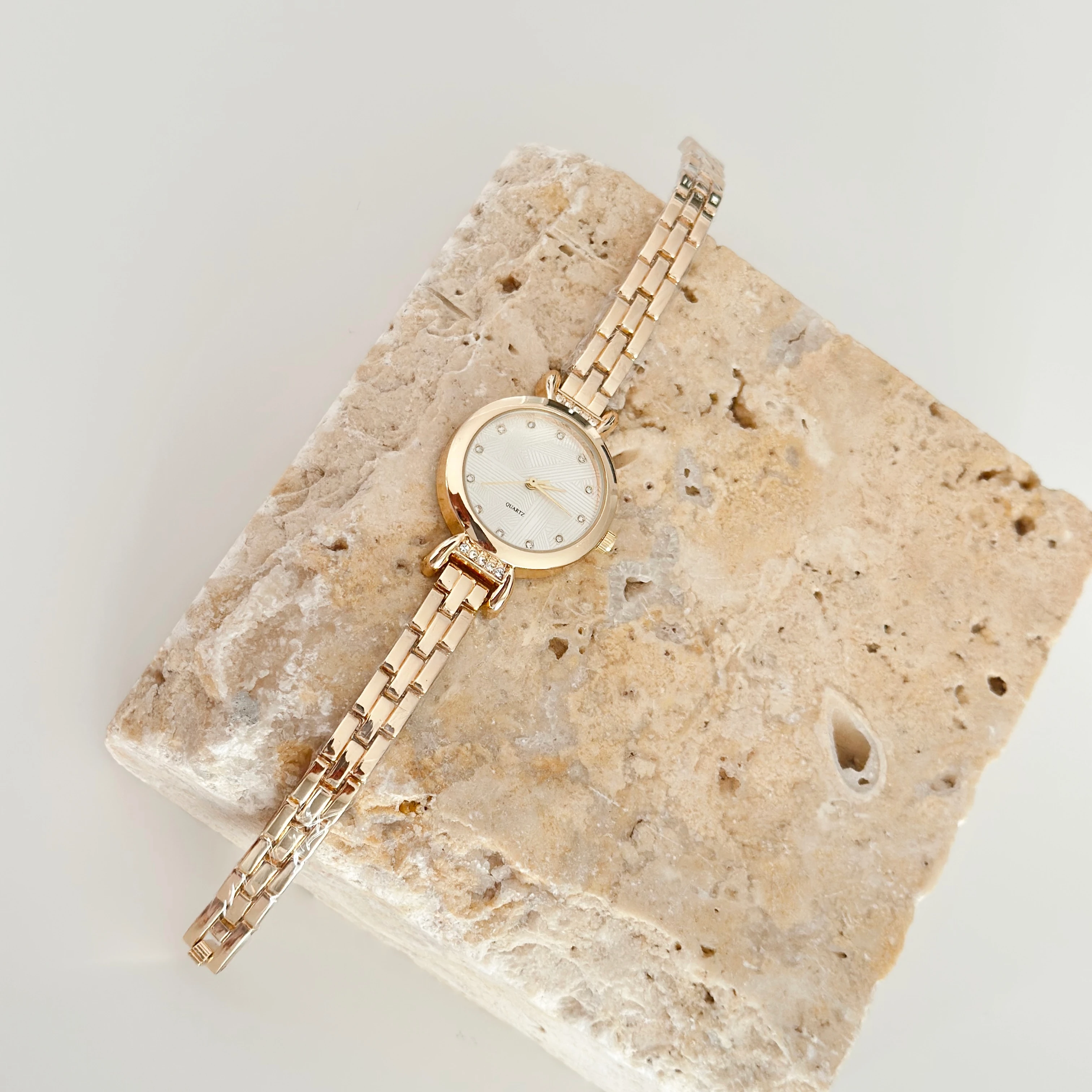 Pierre Gold Saat Beyaz