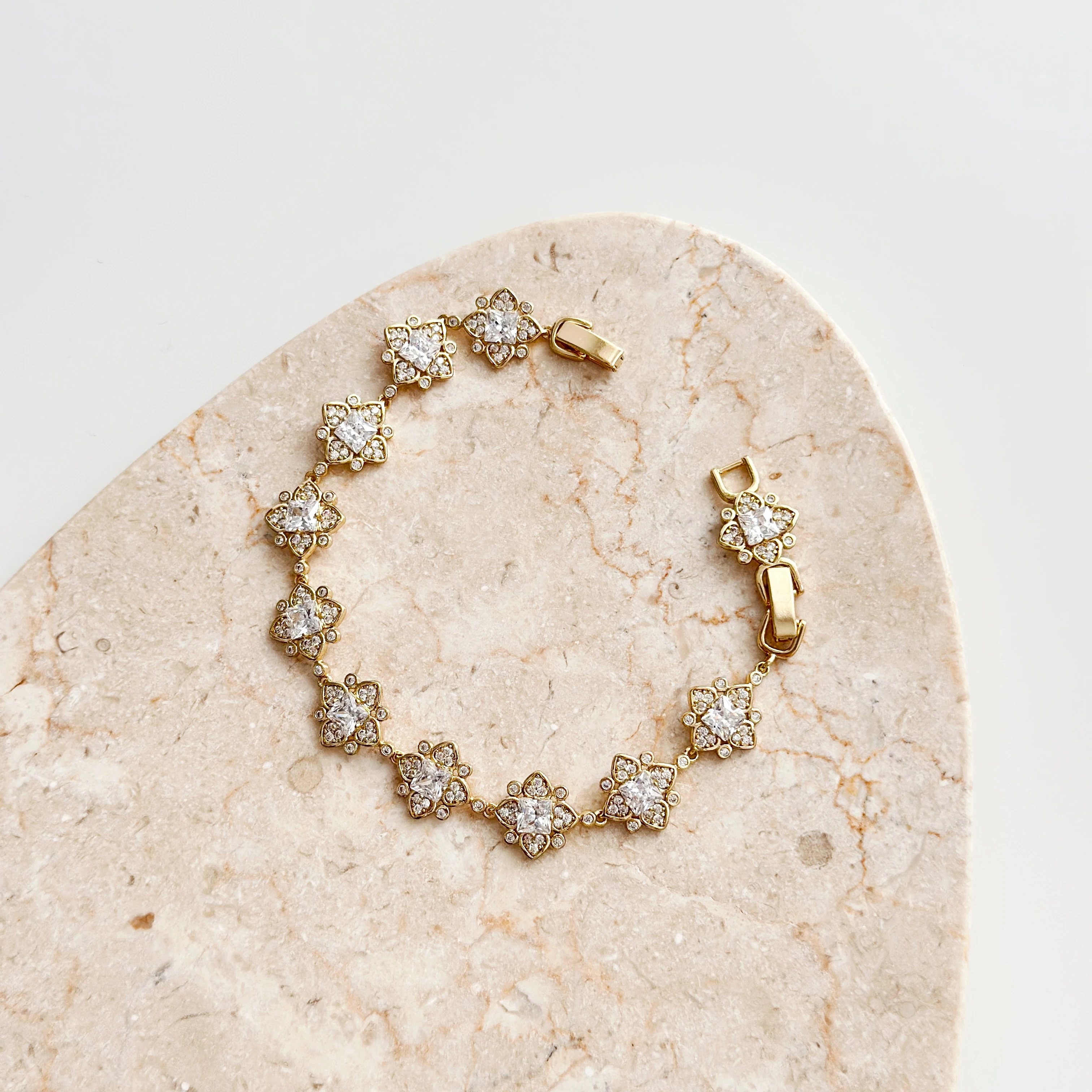 Limpido Xuping Çelik Bileklik