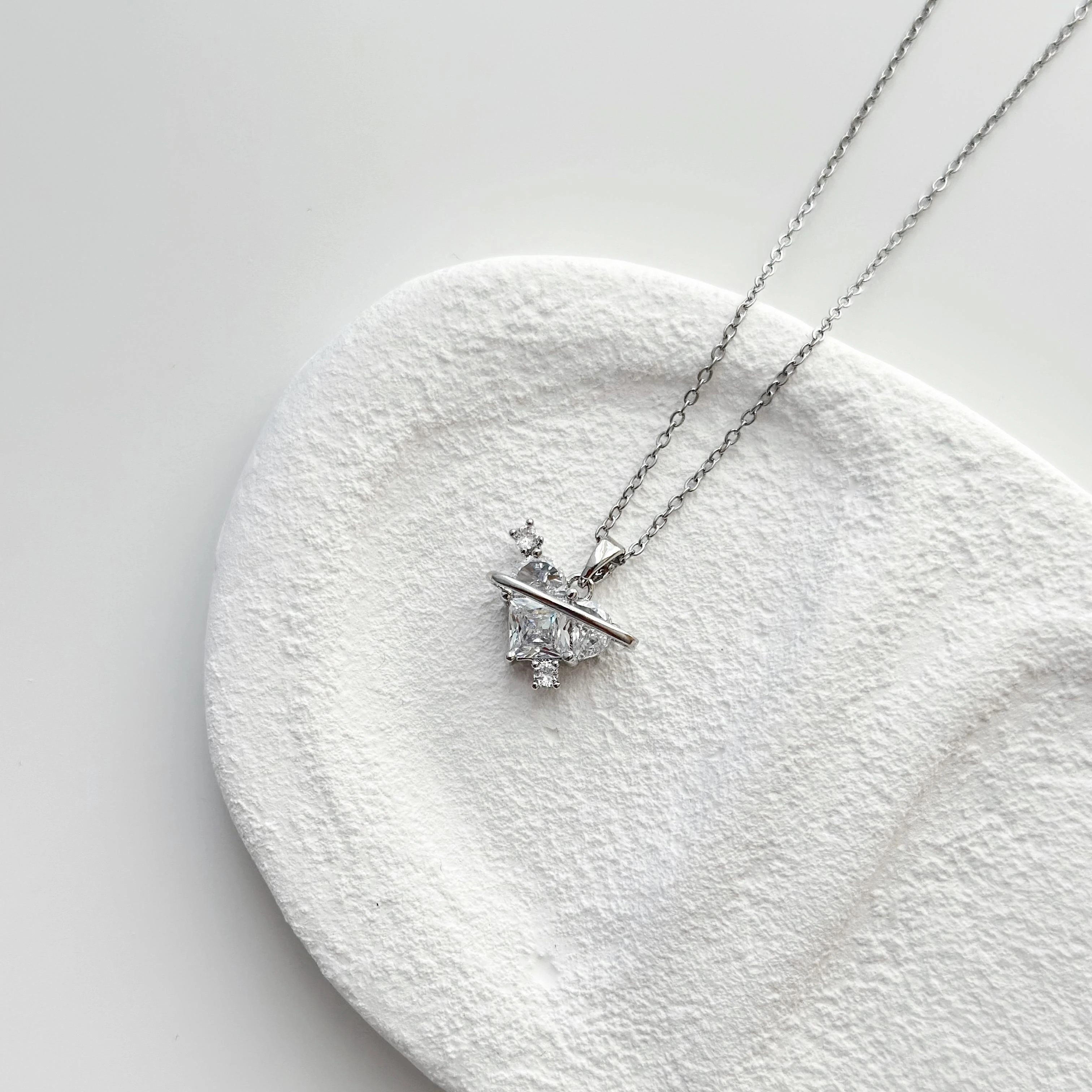 Cuore grigio Çelik Kolye