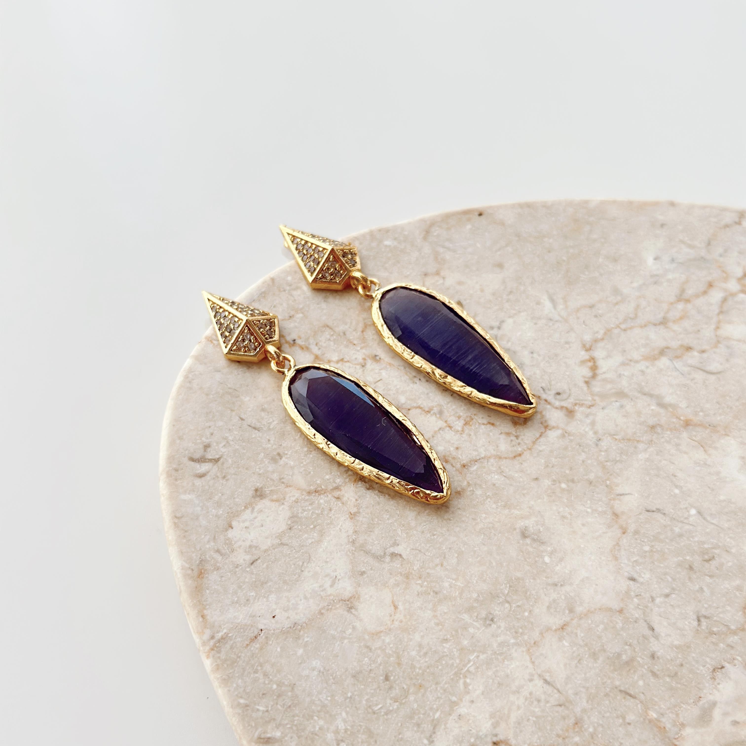 Appuntito Doğal taş küpe