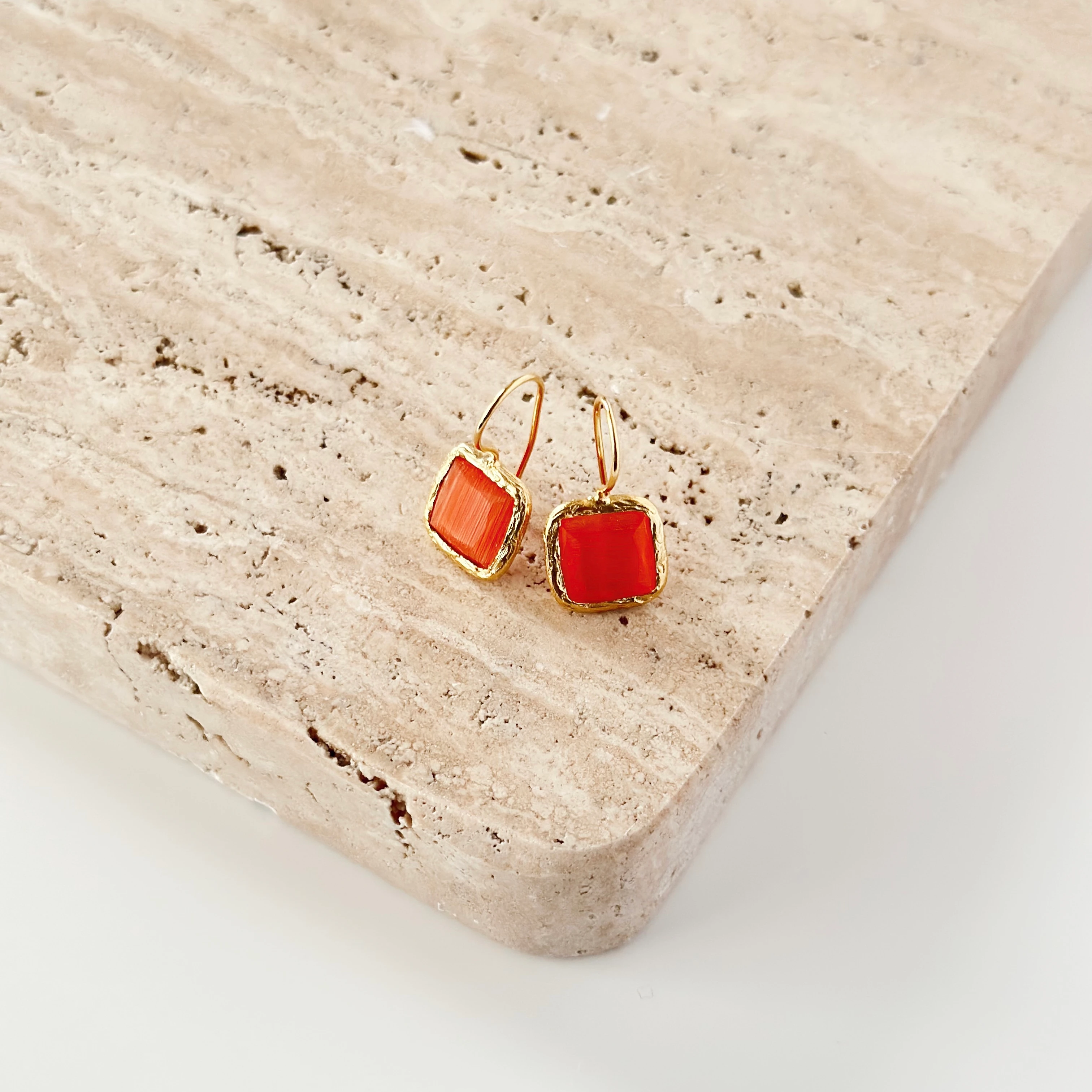 Kalsedon Mini Kare Doğal Taş Küpe Oranj