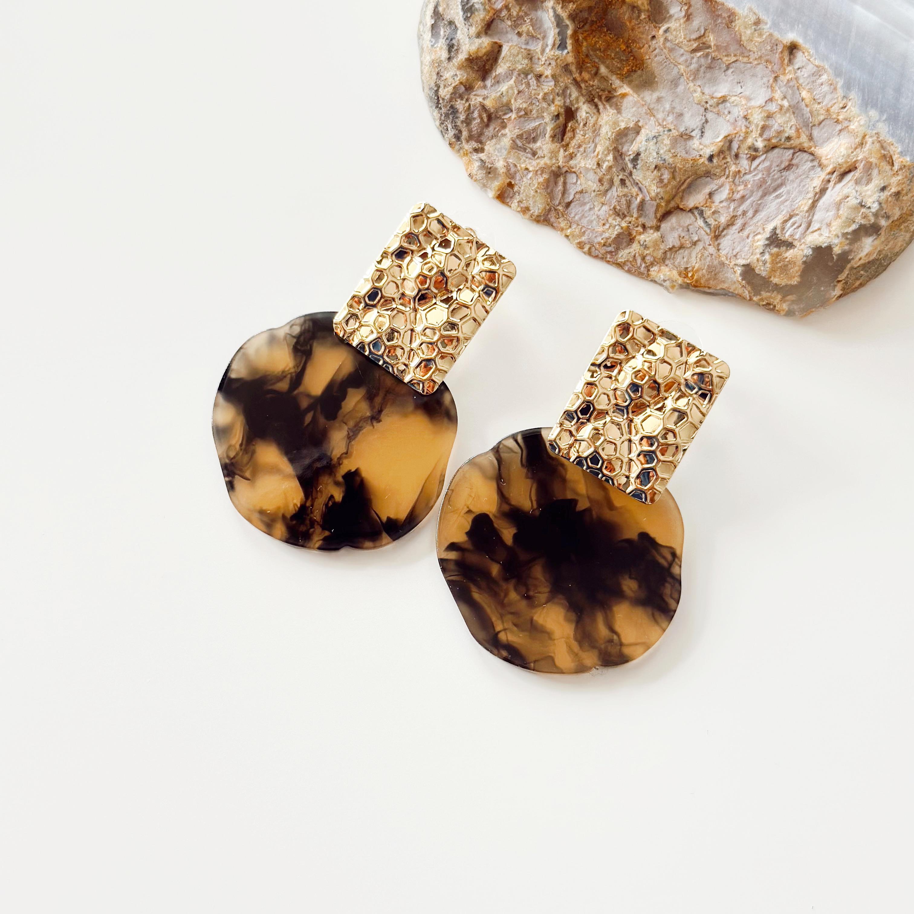 Leopardo de cafe Çelik küpe