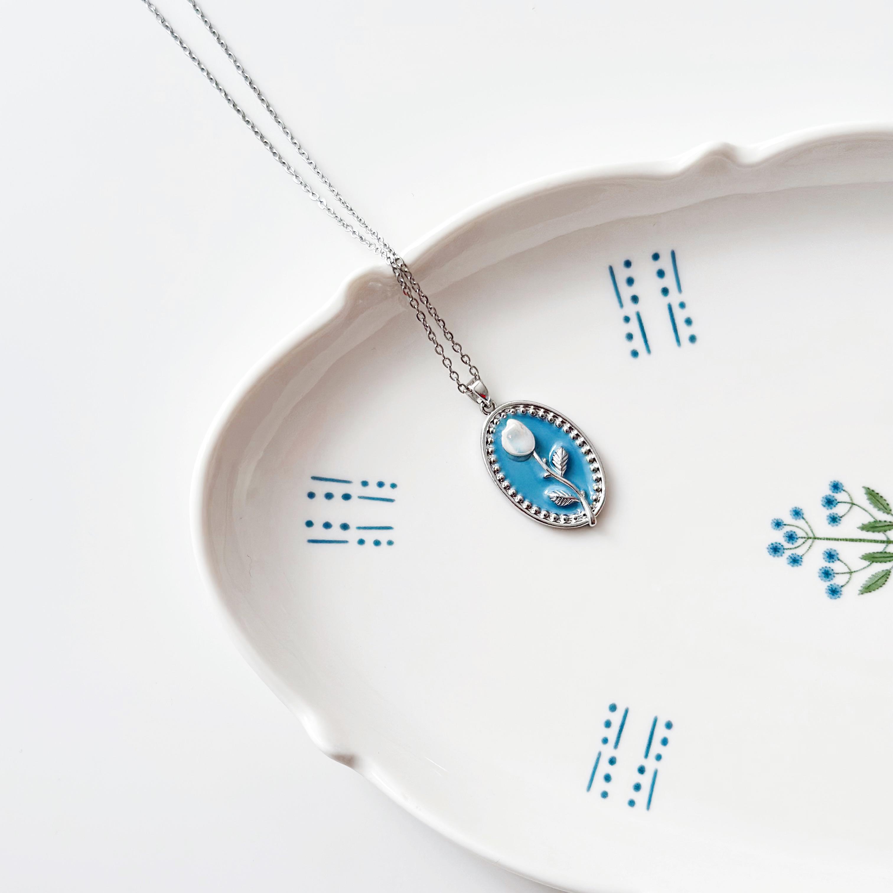 Blu Tulipano Çelik Kolye