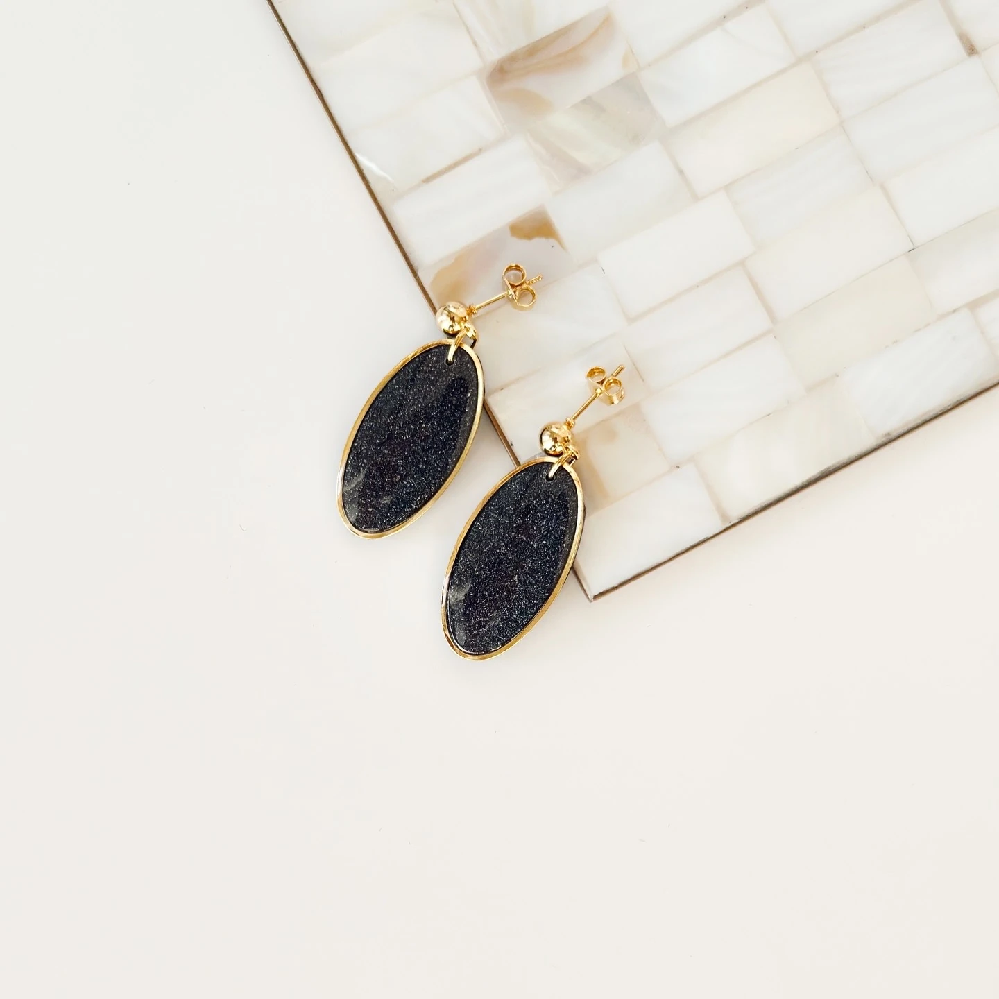 Ries Handmade Oval Küpe