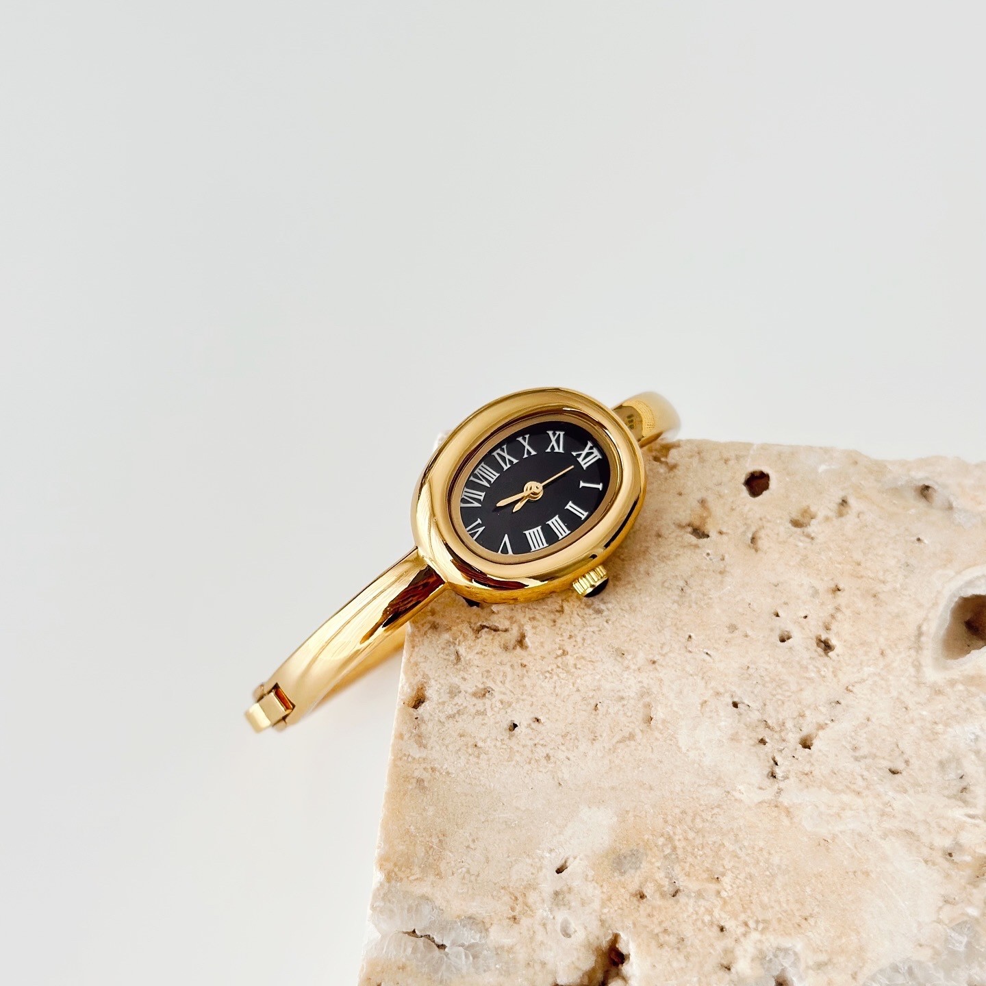 Avelon Watch