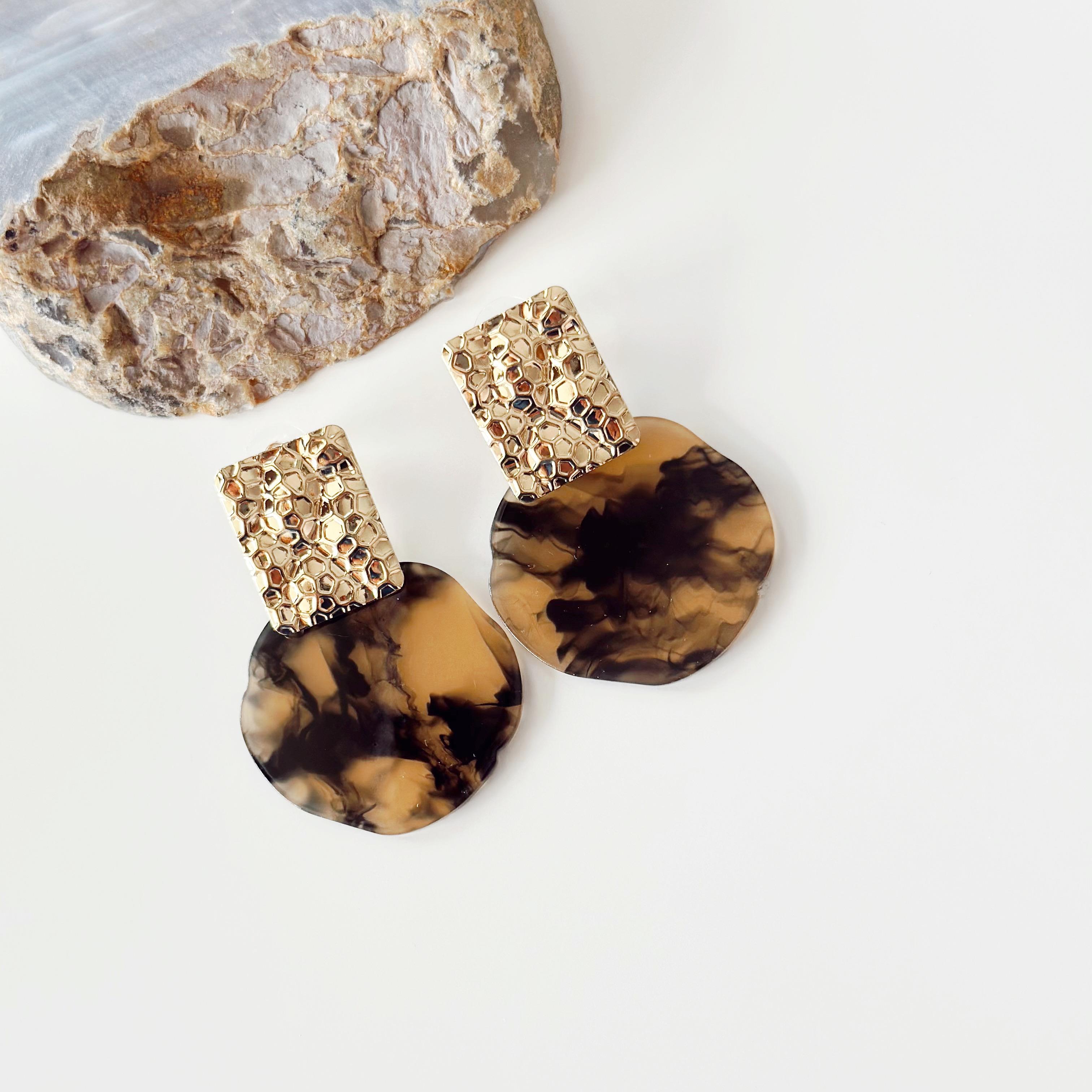 Leopardo de cafe Çelik küpe