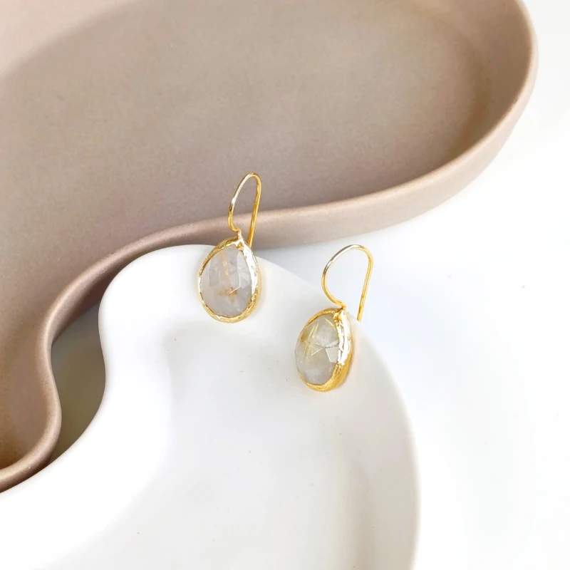 Jade doğal taş küpe