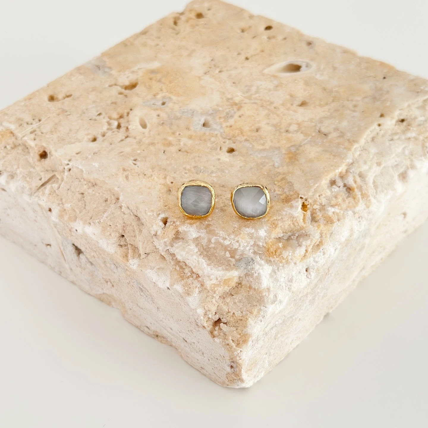 Gri Kedi Gözü Akik Drop Doğal Taş Küpe