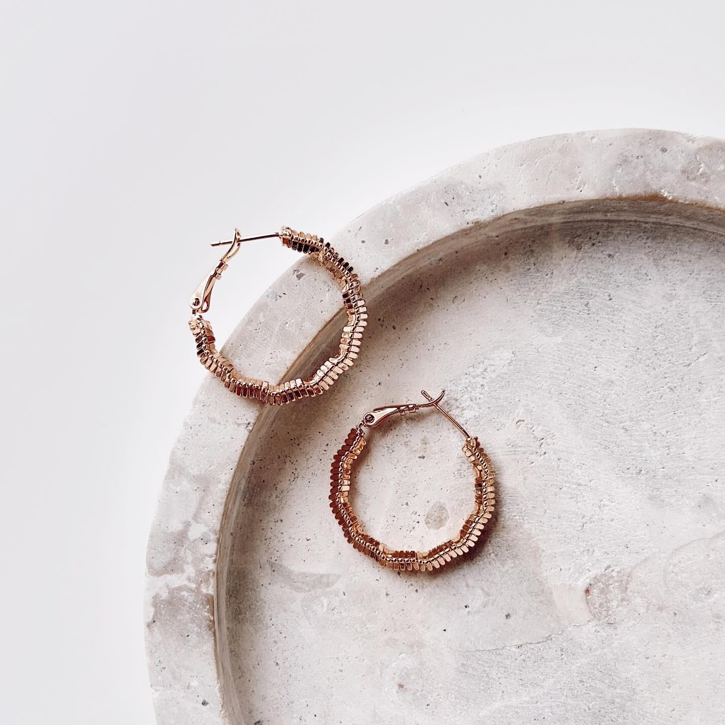 Line akoer Xupıng küpe