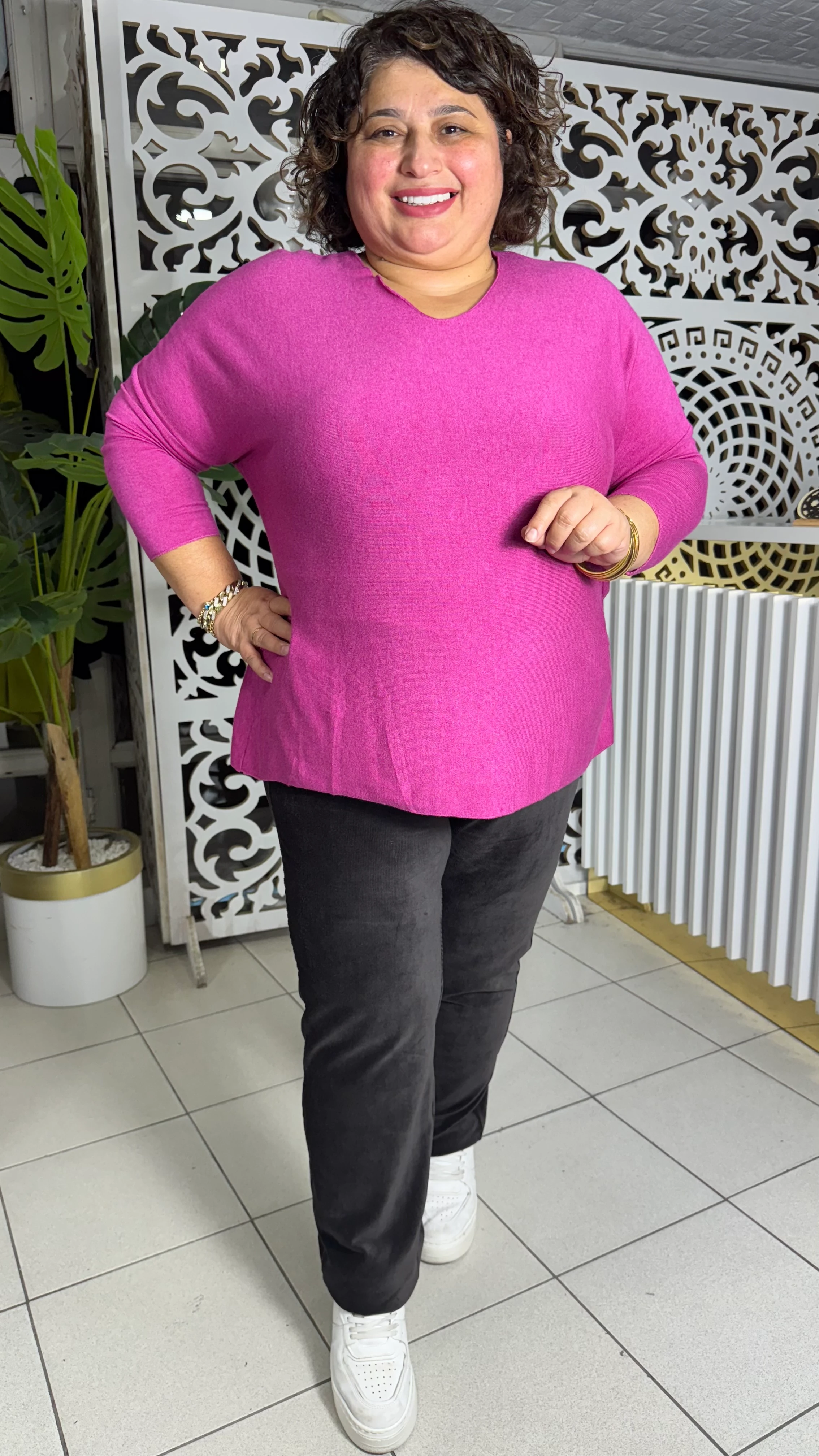 BÜYÜK BEDEN BORU PAÇA KADİFE PANTOLON - ANTRASİT