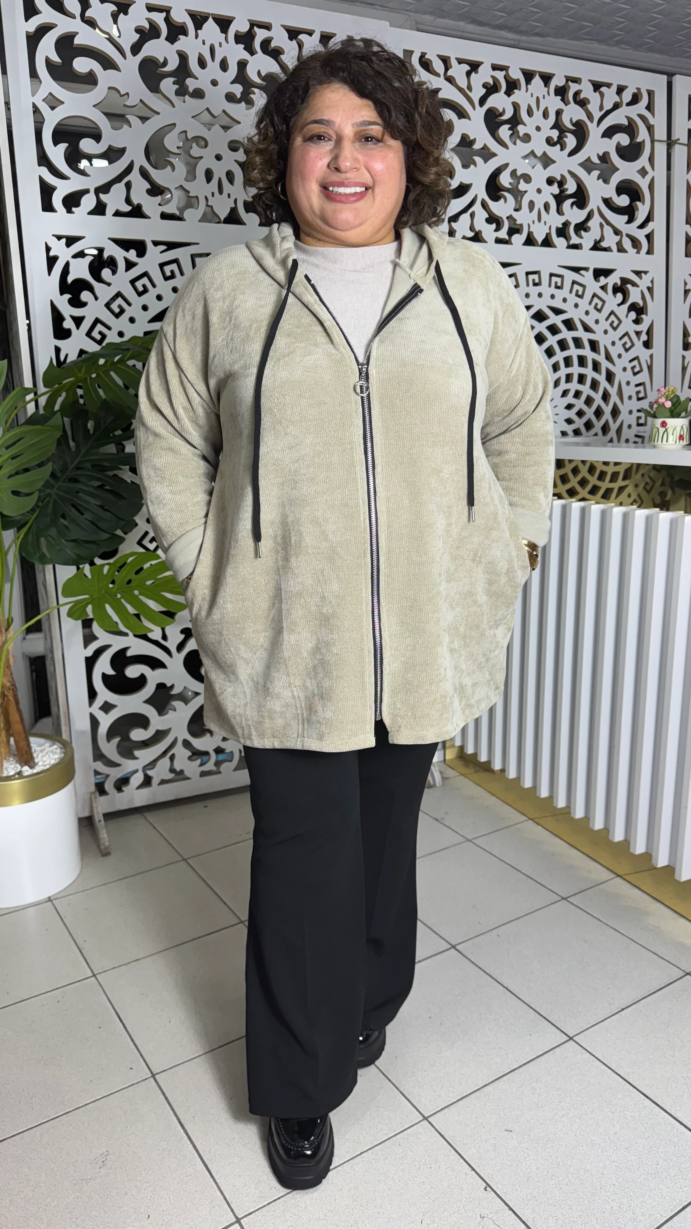 BÜYÜK BEDEN İTALYAN KADİFE CEKET - KREM