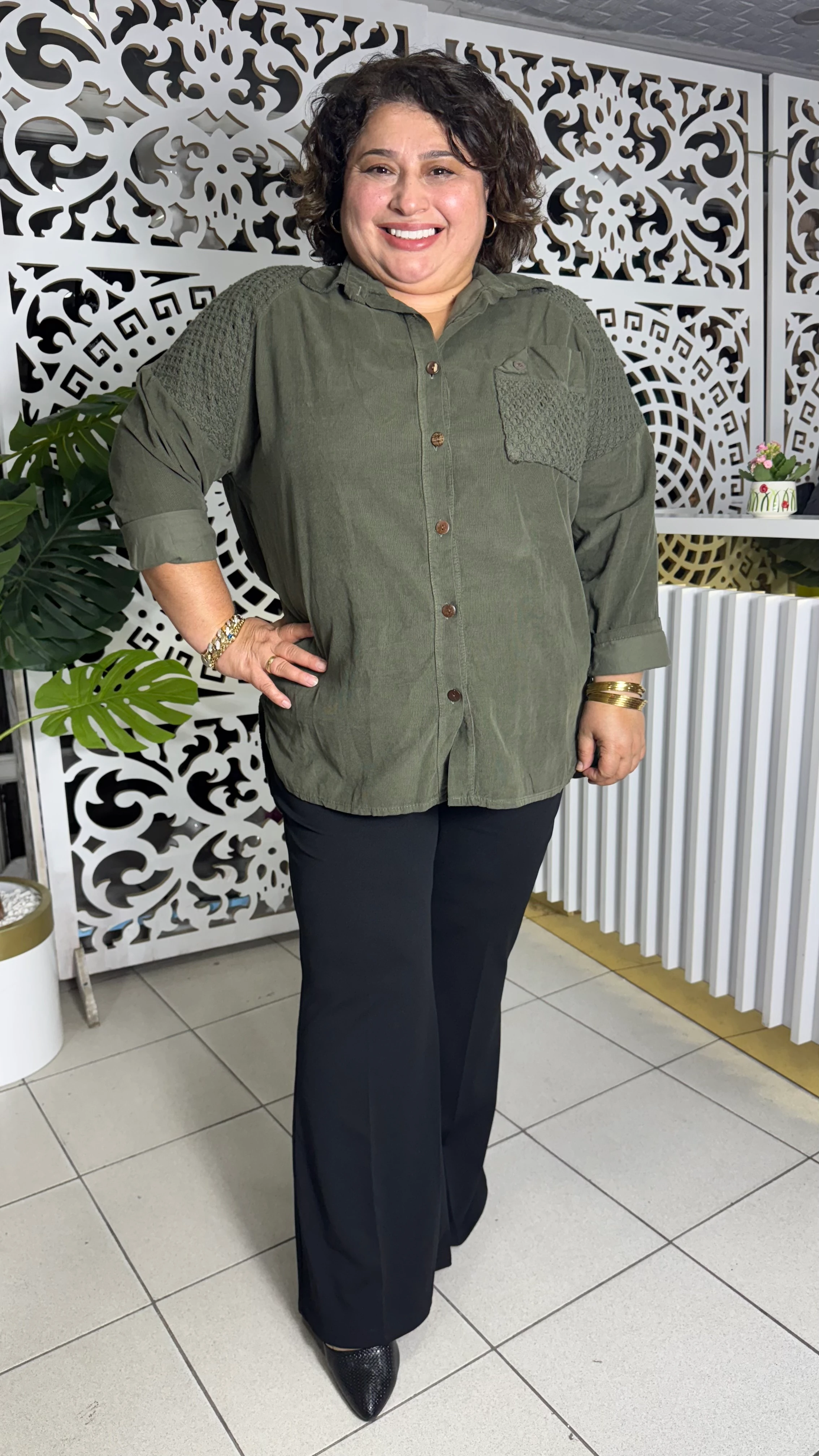 BÜYÜK BEDEN İTALYAN KADİFE GÖMLEK - HAKİ