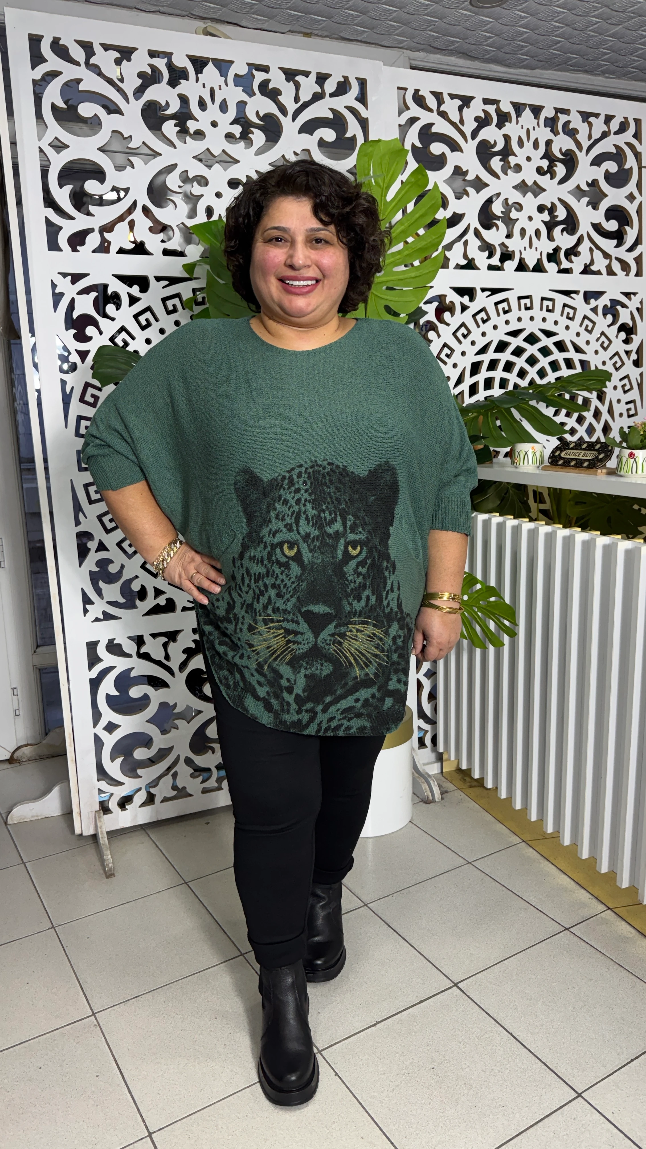 BÜYÜK BEDEN KAPLAN FİGÜRLÜ MERSERİZE TRİKO - ZÜMRÜT YEŞİLİ