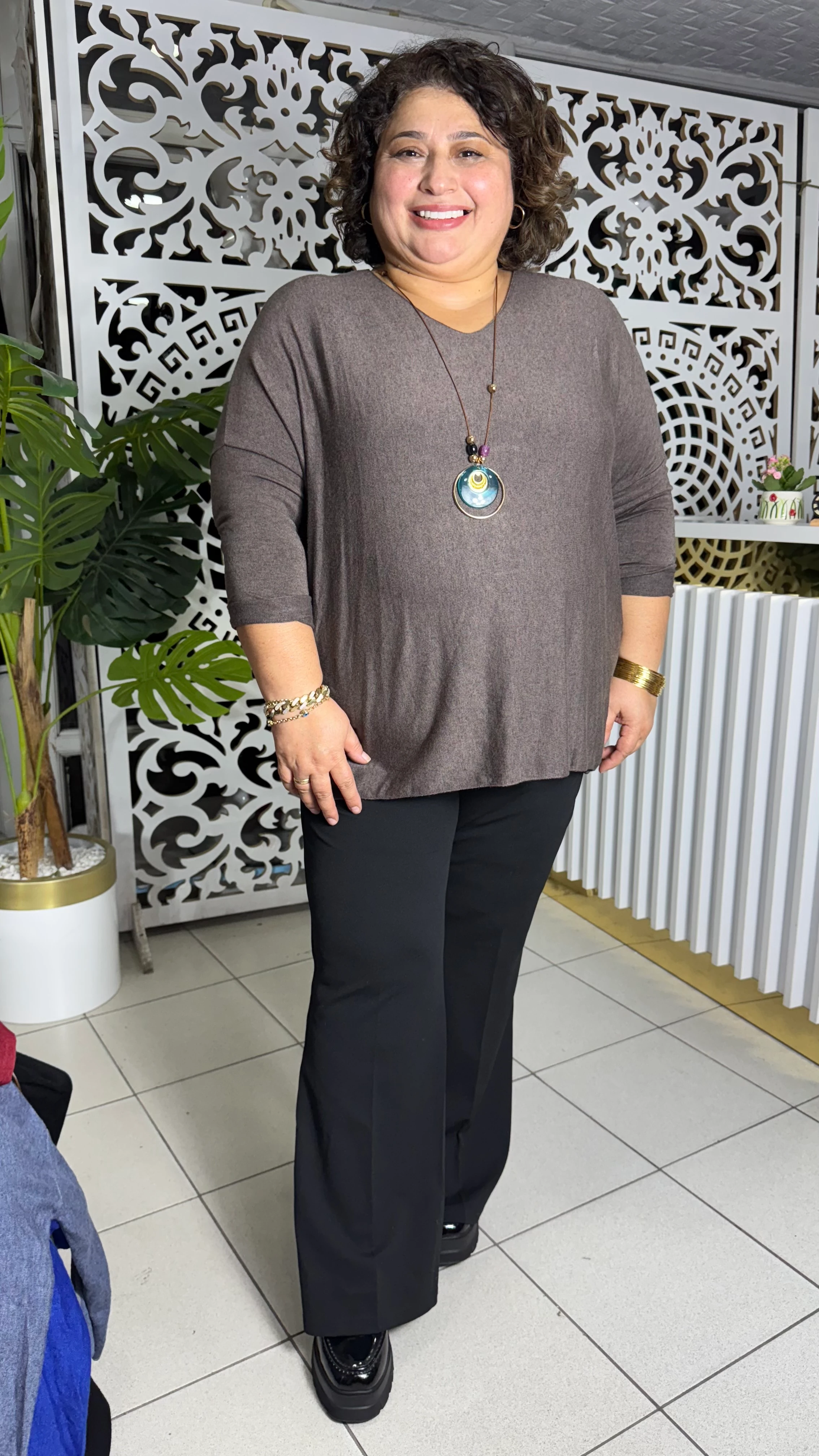 İTALYAN BÜYÜK BEDEN KOLYELİ ANGORA KAZAK - KAHVERENGİ