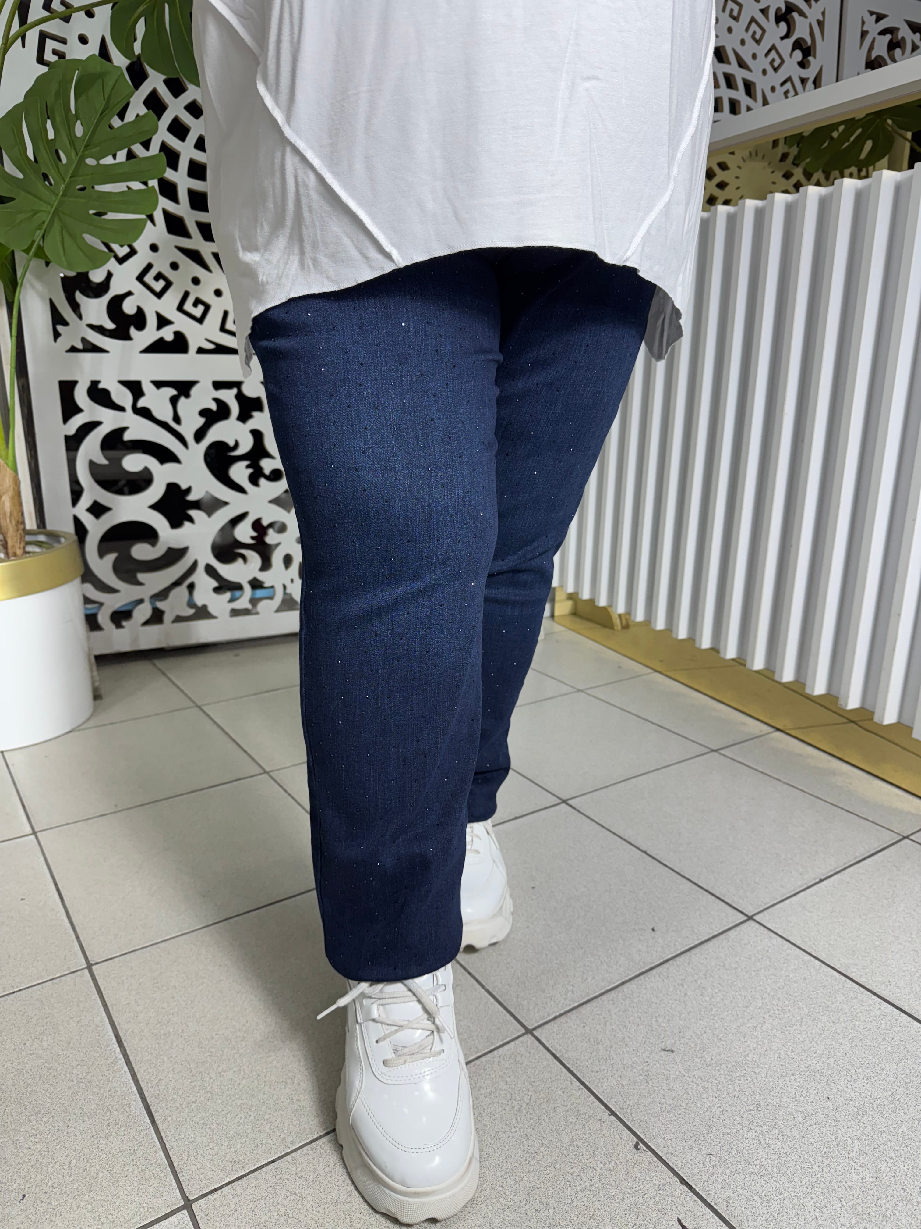 BÜYÜK BEDEN ÖNÜ TAŞ KAPLAMALI KOT PANTOLON