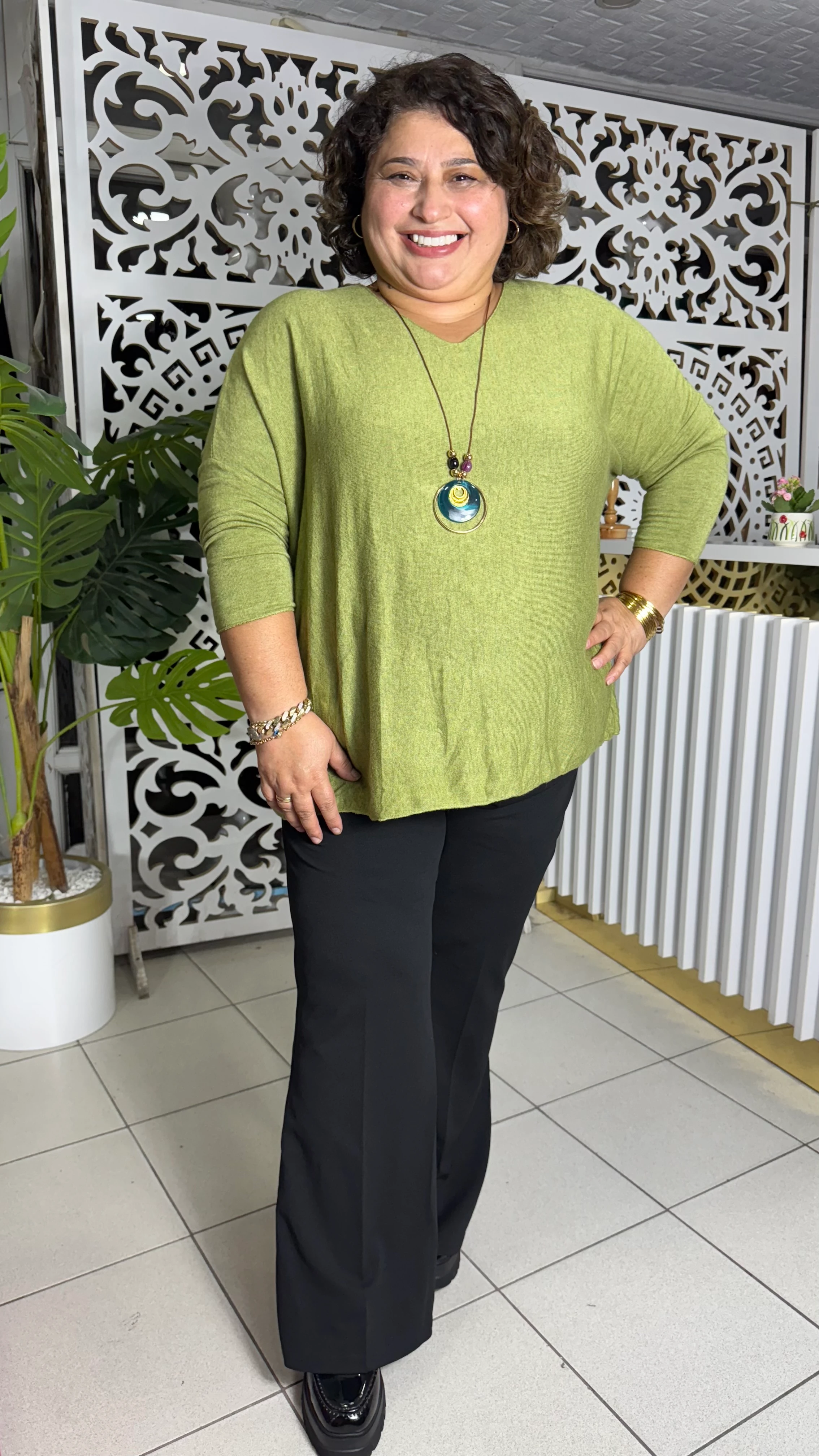 İTALYAN BÜYÜK BEDEN KOLYELİ ANGORA KAZAK - FISTIK YEŞİLİ