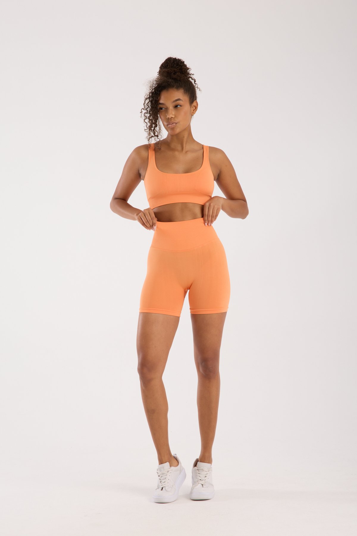 Seamless/Dikişsiz Toparlayıcı Push Up Büstiyer Şort Takım