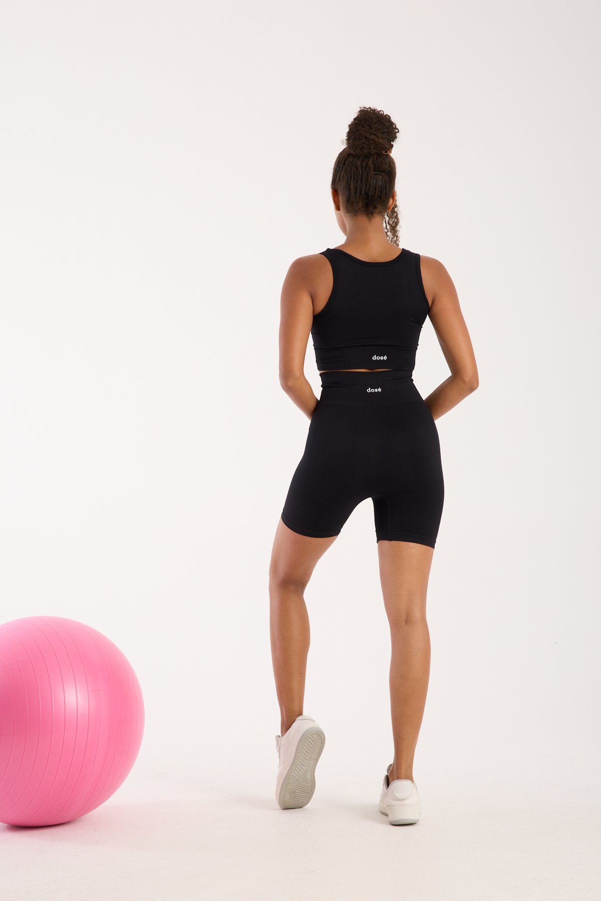 Black Flow Seamless/Dikişsiz Toparlayıcı Spor Büstiyer Şort Takım
