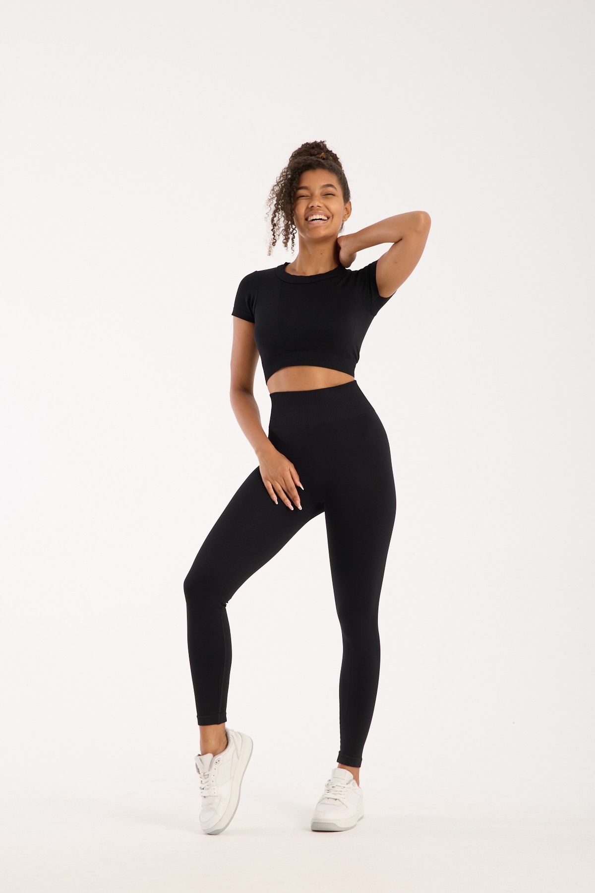 Black Flow Seamless/Dikişsiz Bisiklet Yaka Kısa Kollu Büstiyer-Tayt Takım