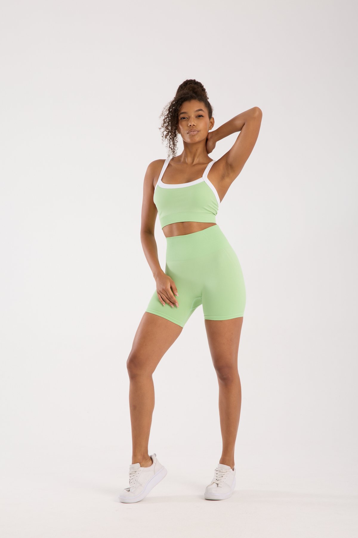 Seamless/Dikişsiz Toparlayıcı Push Up Spor Büstiyer Şort Takım