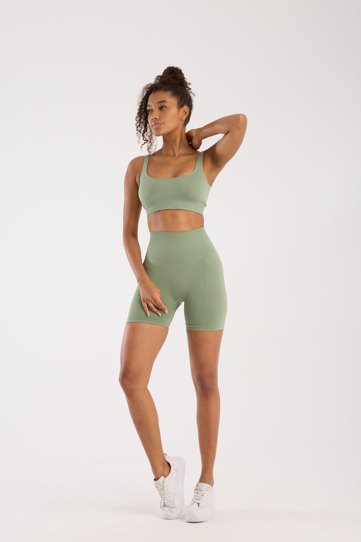 Seamless/Dikişsiz Toparlayıcı Push Up Spor Büstiyer Şort Takım