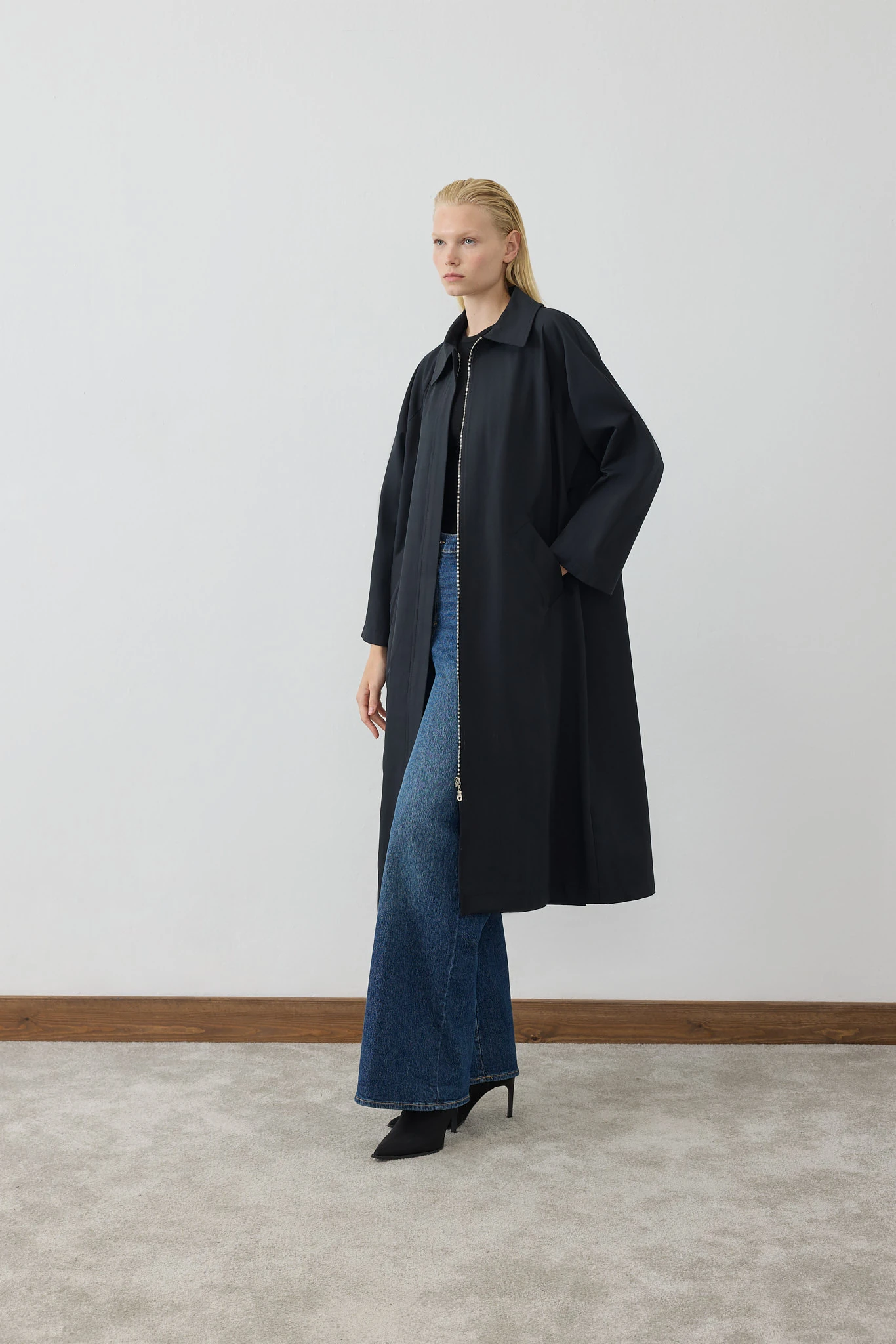 MİORİ ALERA TRENÇKOT