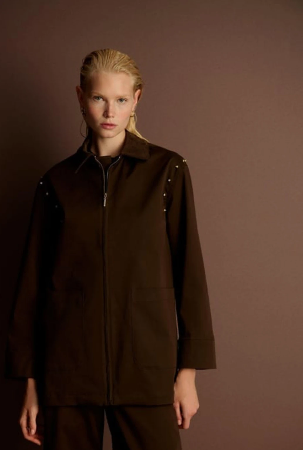 SPARK İNCİ DETAYLI PANTOLONLU TAKIM KAHVERENGİ