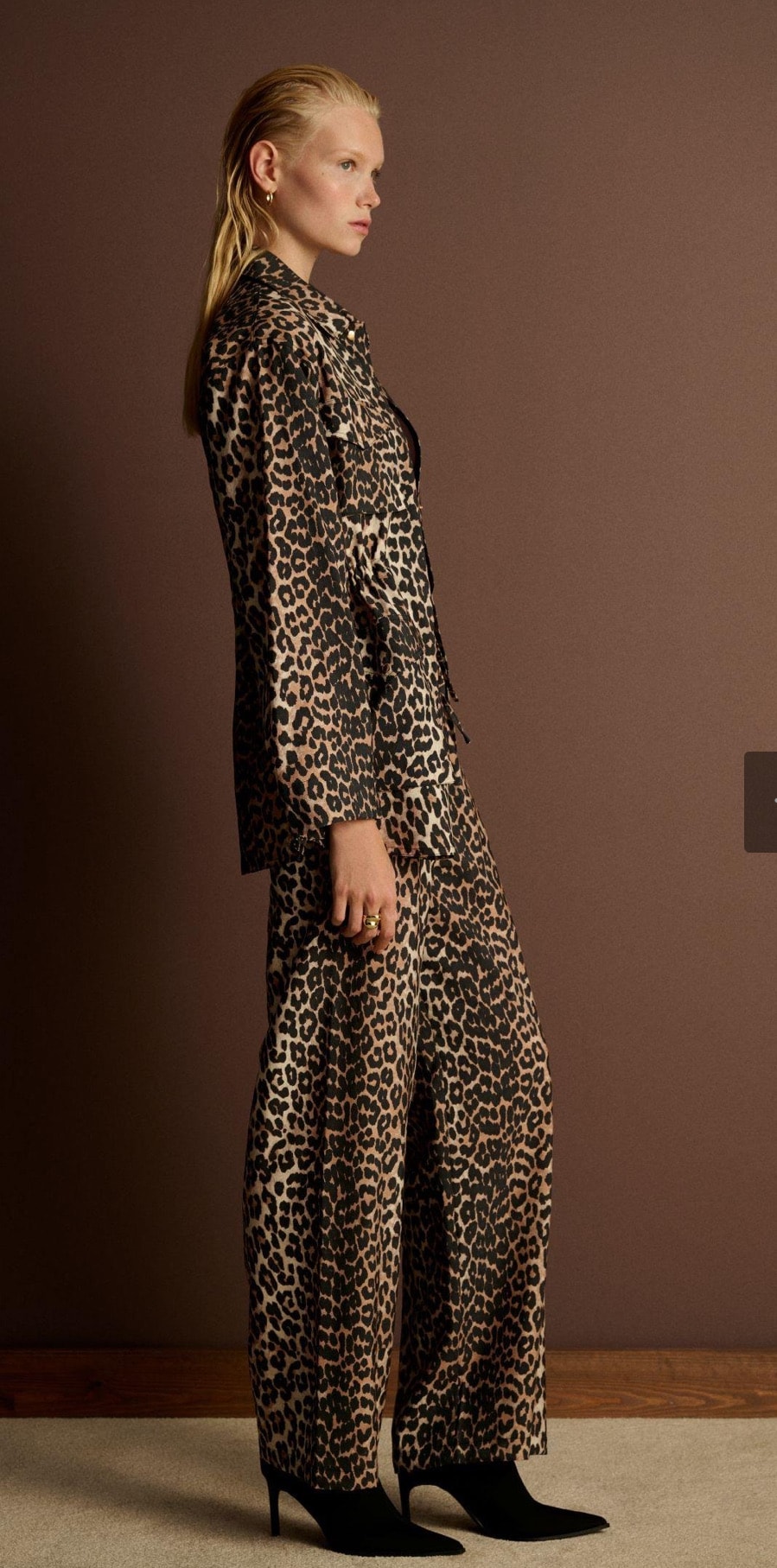 LEOPAR DESEN CEPLİ PANTOLONLU TAKIM KAHVE