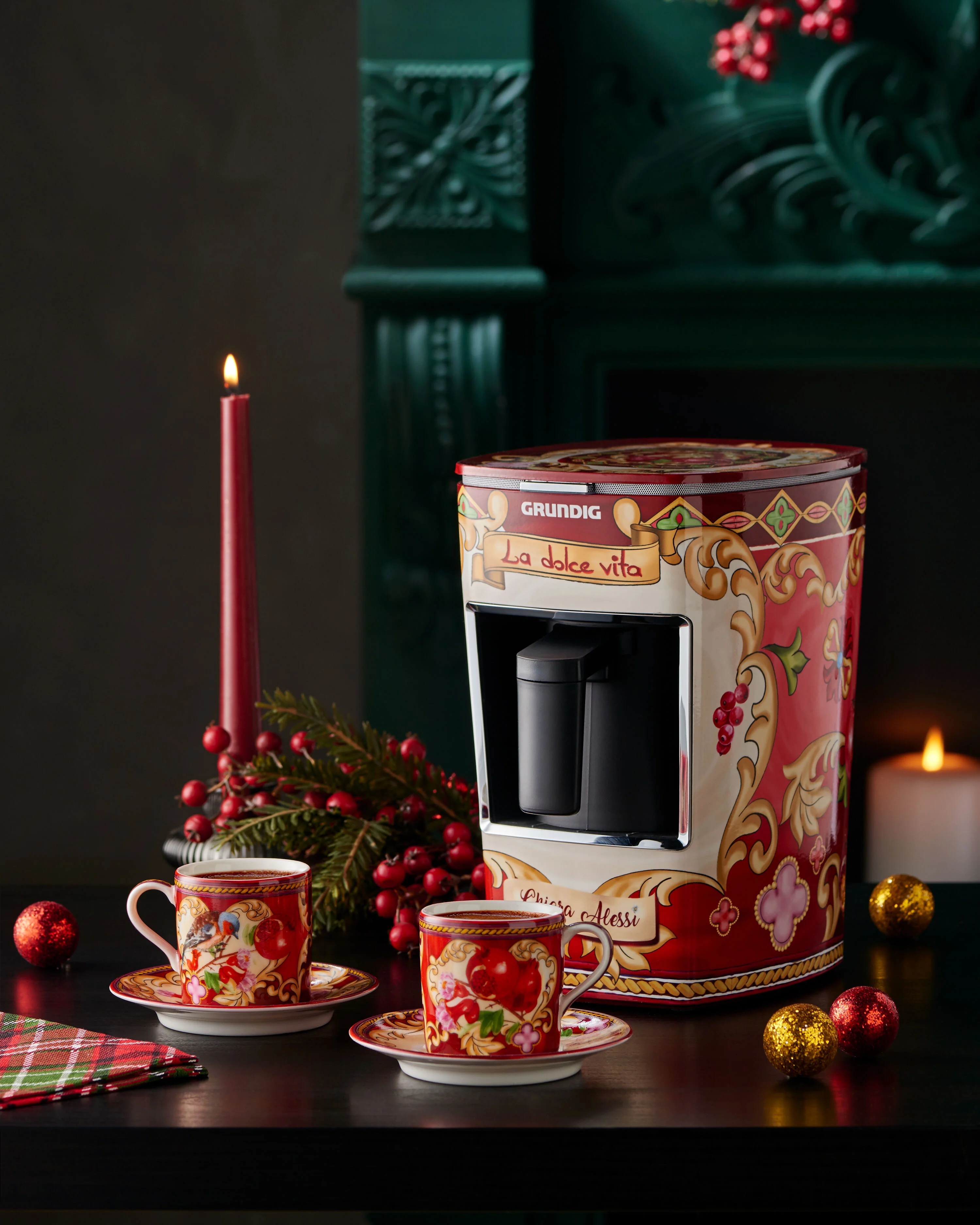 Kırmızı Türk Kahvesi Makinesi Grundig La Dolce Vita Collection by Chiara Alessi