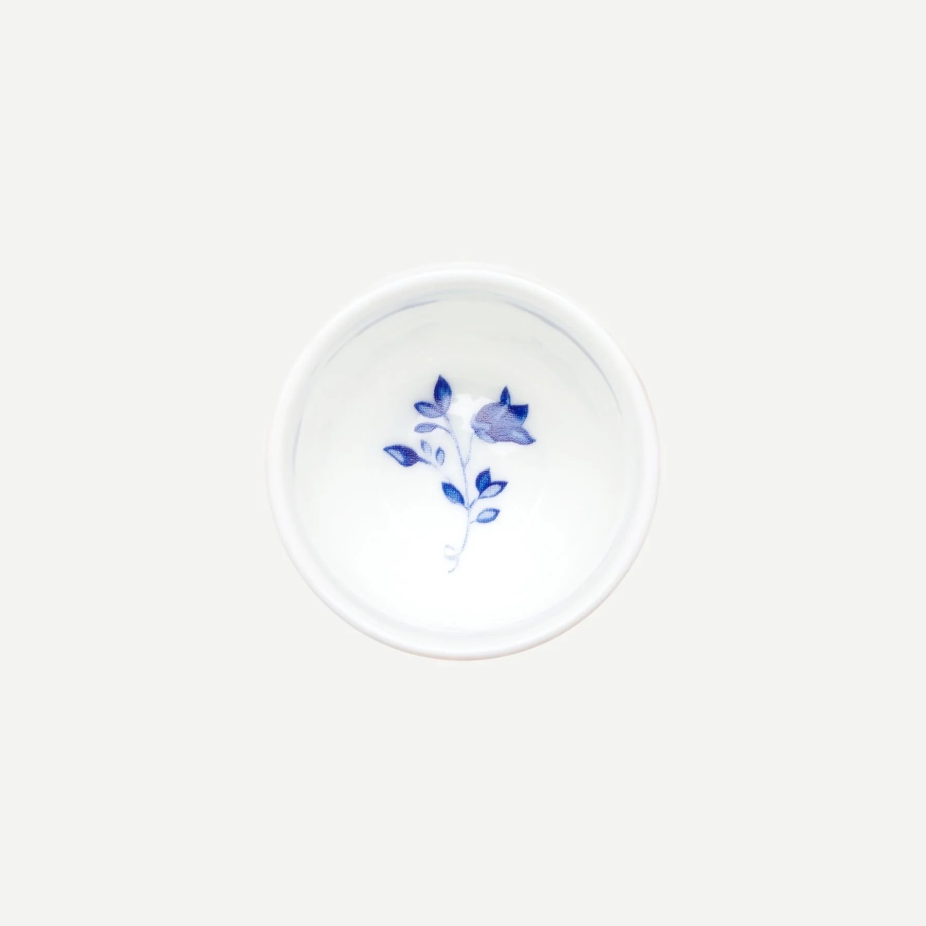 Mavi Beyaz Porselen Yumurtalık 5 Cm Royal White Collection by Pip Studio