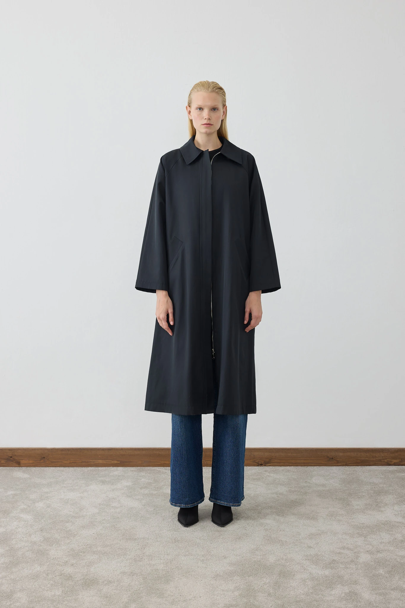 MİORİ ALERA TRENÇKOT