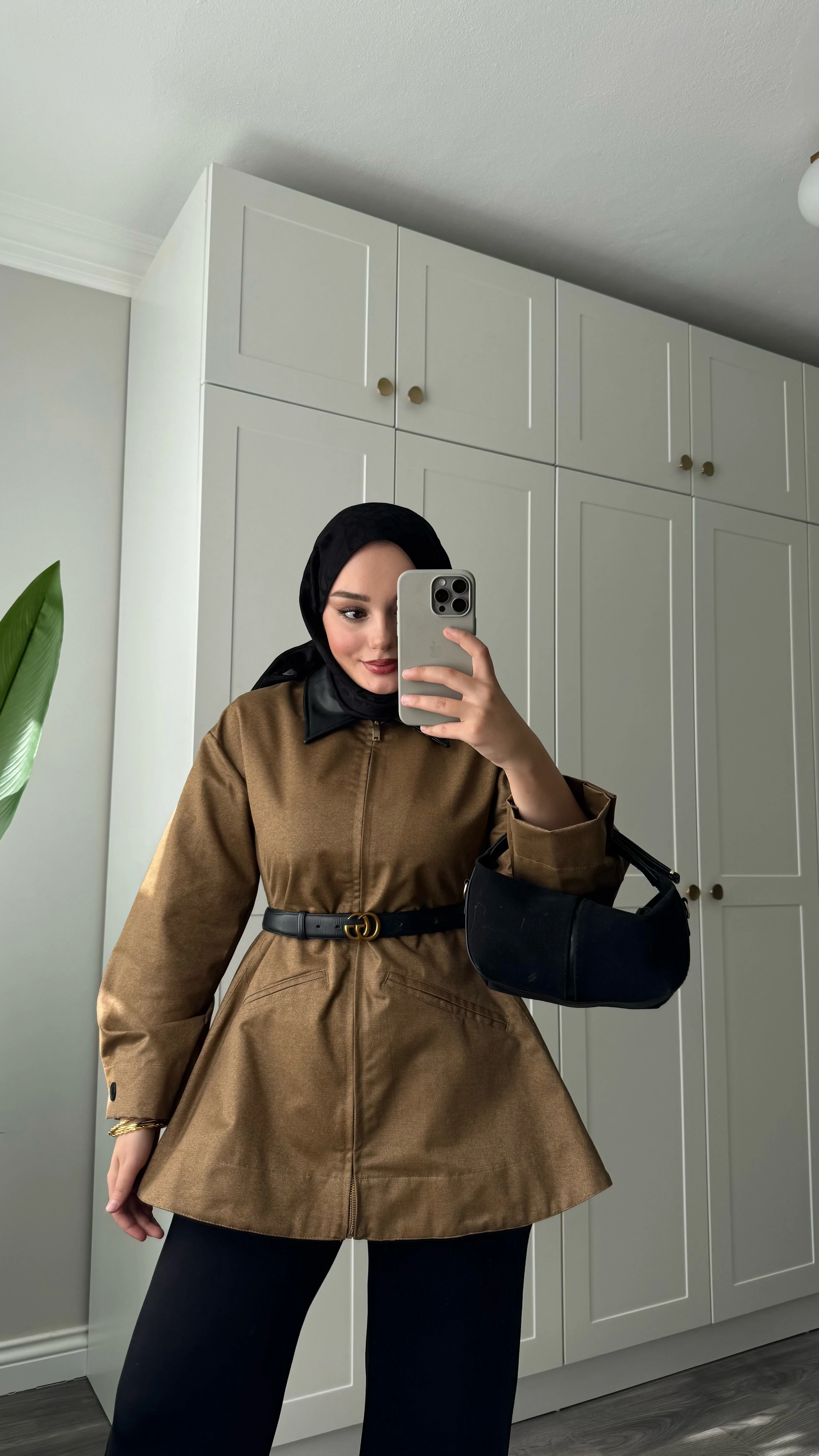 Deri Yakalı Belden Oturtmalı Ceket 