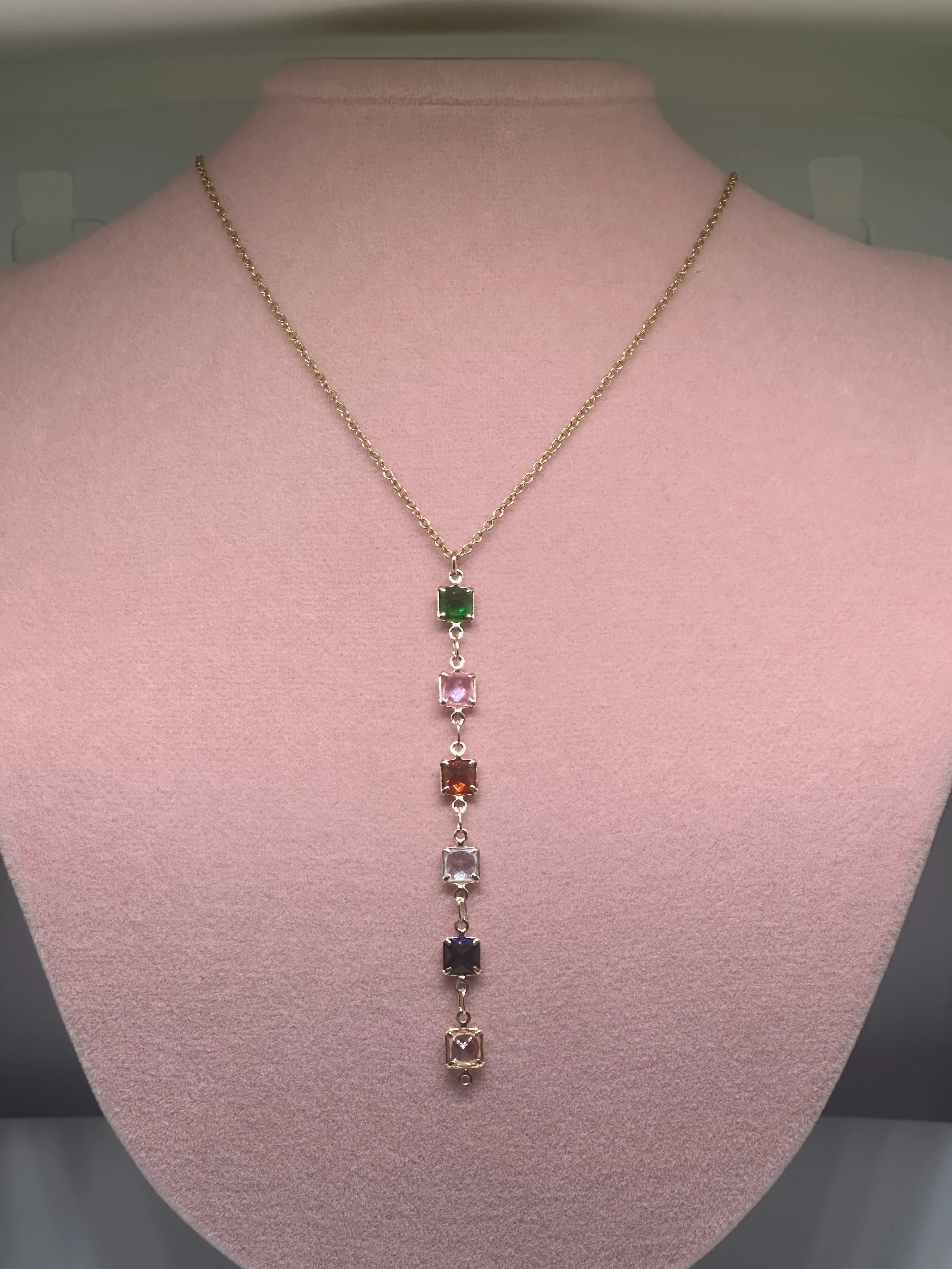 Zirkon Taş Detaylı Y kolye