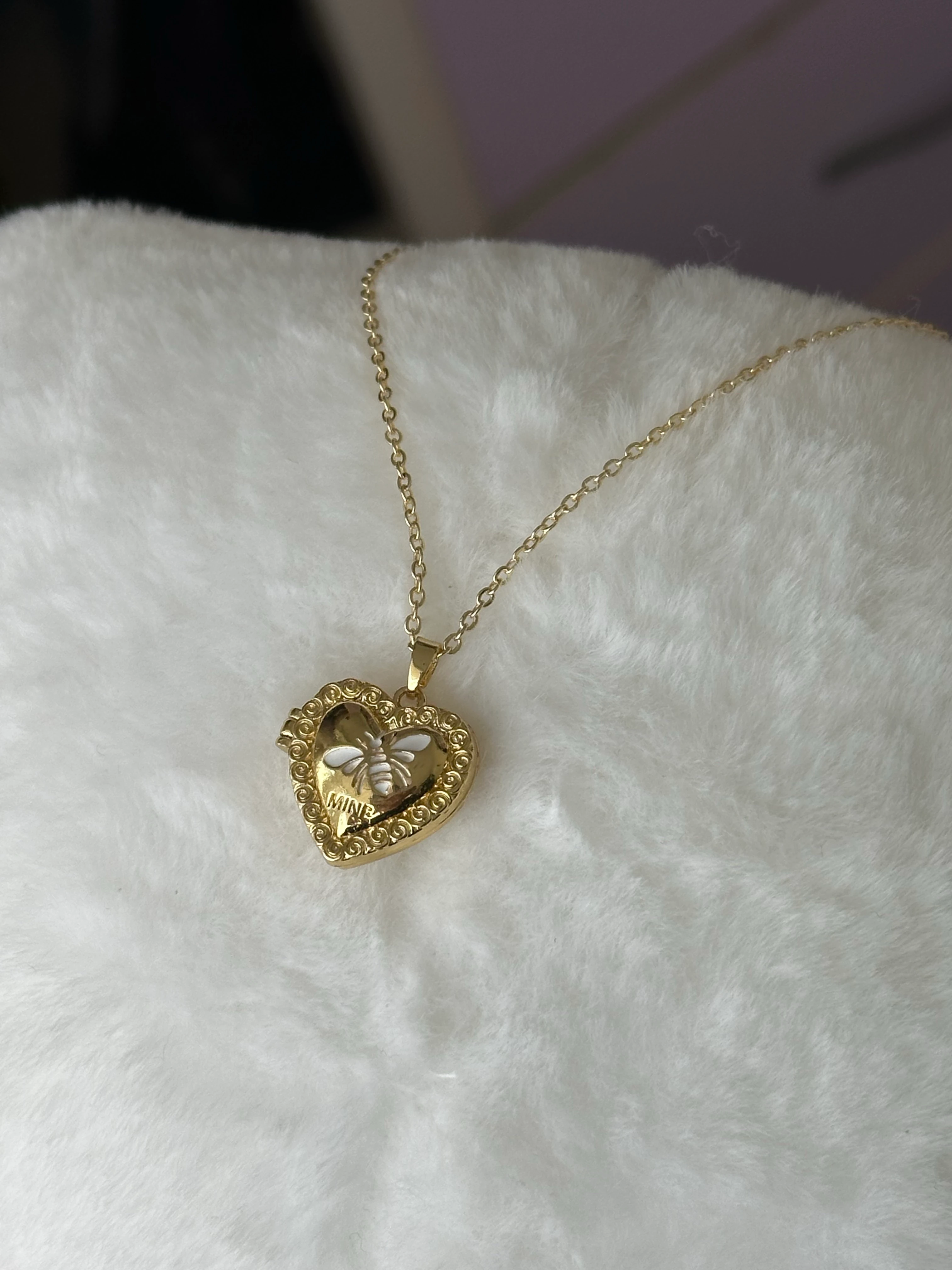 Çelik | Bee Heart Open Locker Kolye