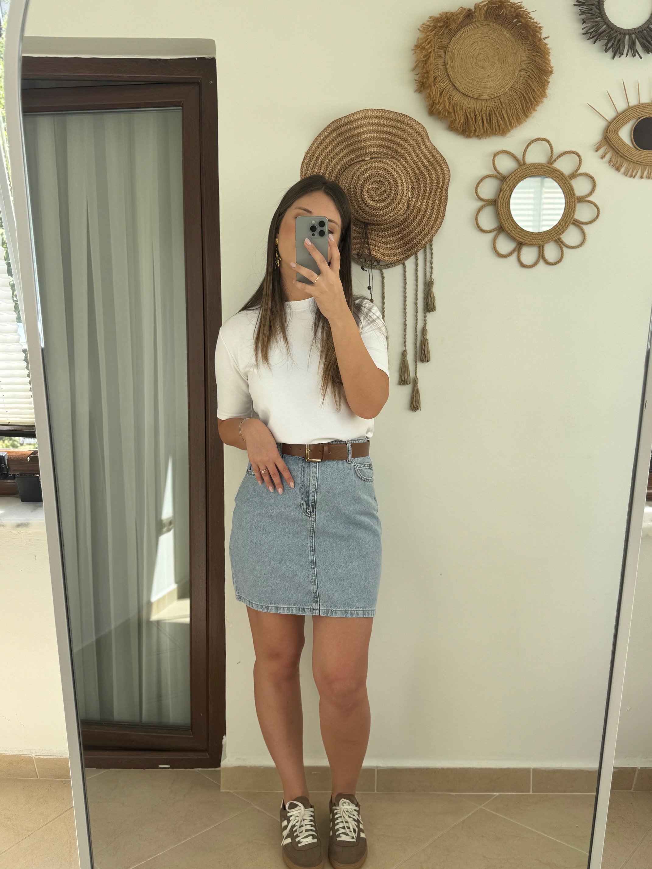 Kemer Detaylı Kısa Denim Etek