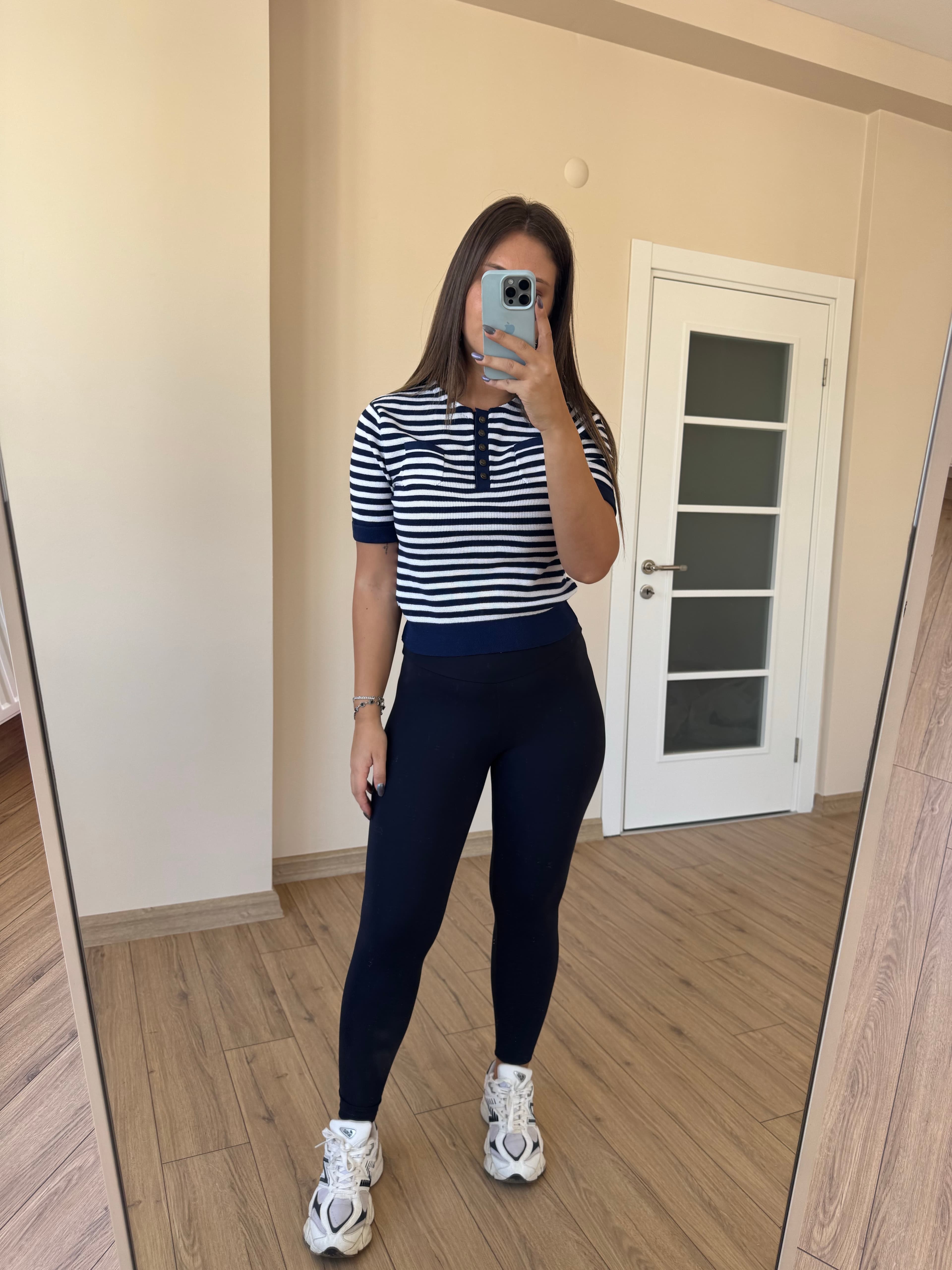 Bisiklet Yaka Çizgili Düğmeli Triko Bluz