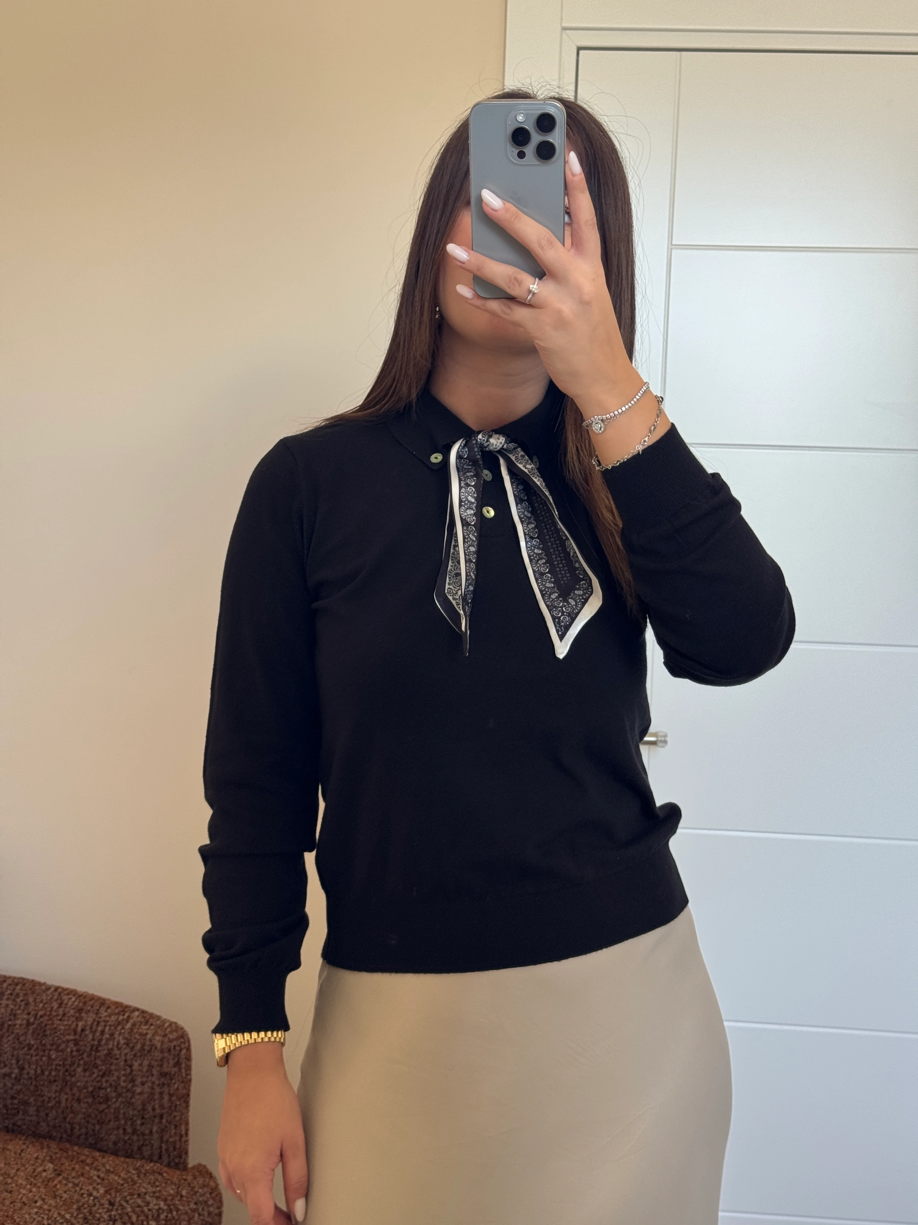 Uzun Kol Polo Yaka Fularlı Düğmeli Triko - Siyah